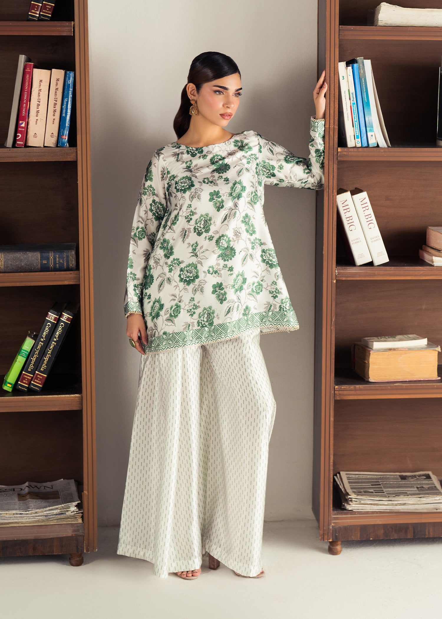 charmuse/shamooz Kurta Set in Cream