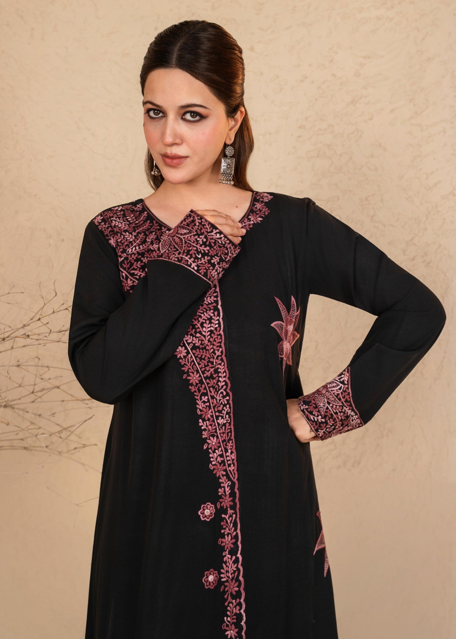 viscose Pishwas in Black