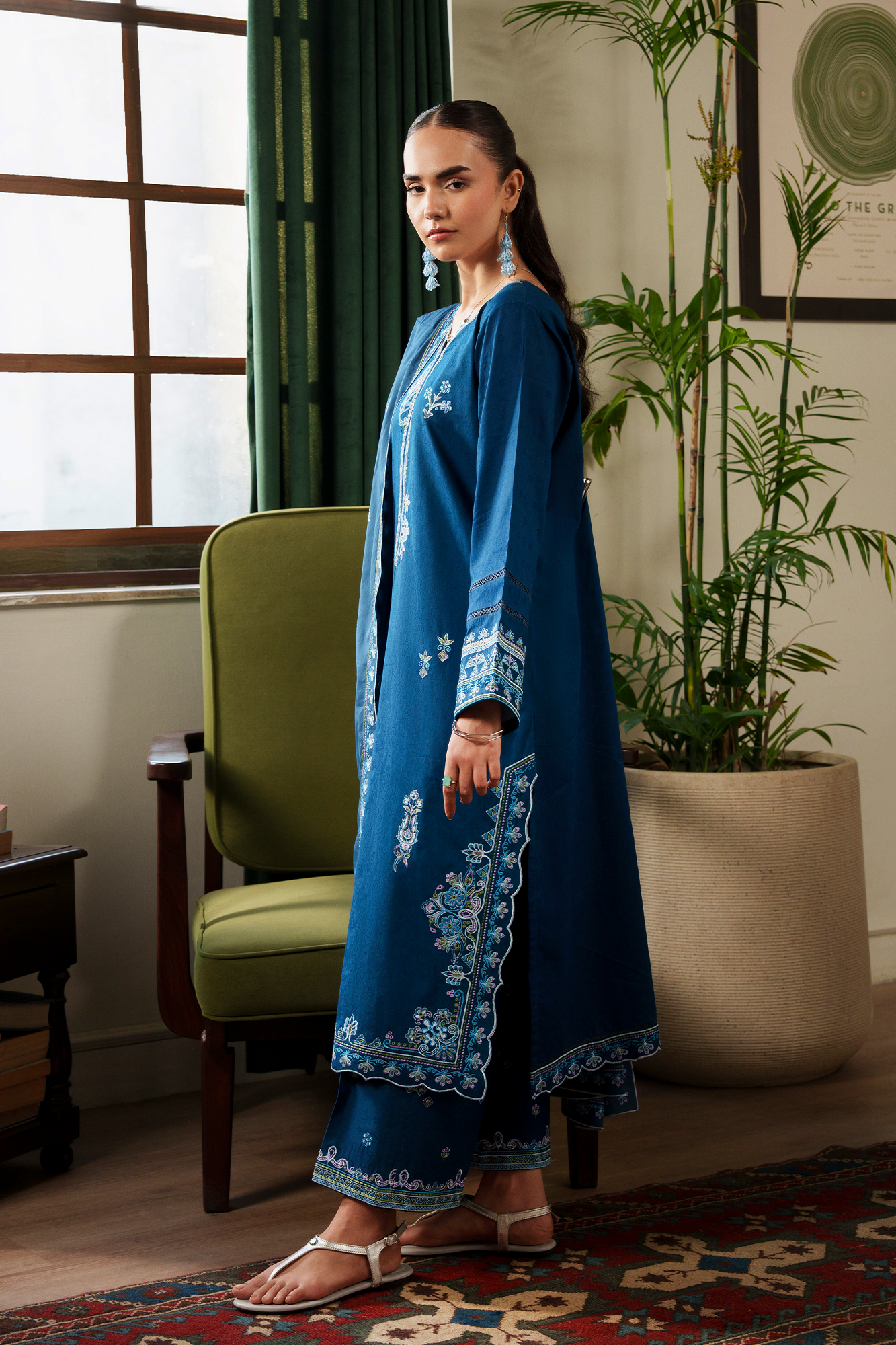 Pret Eid Edit RTW – Zareen