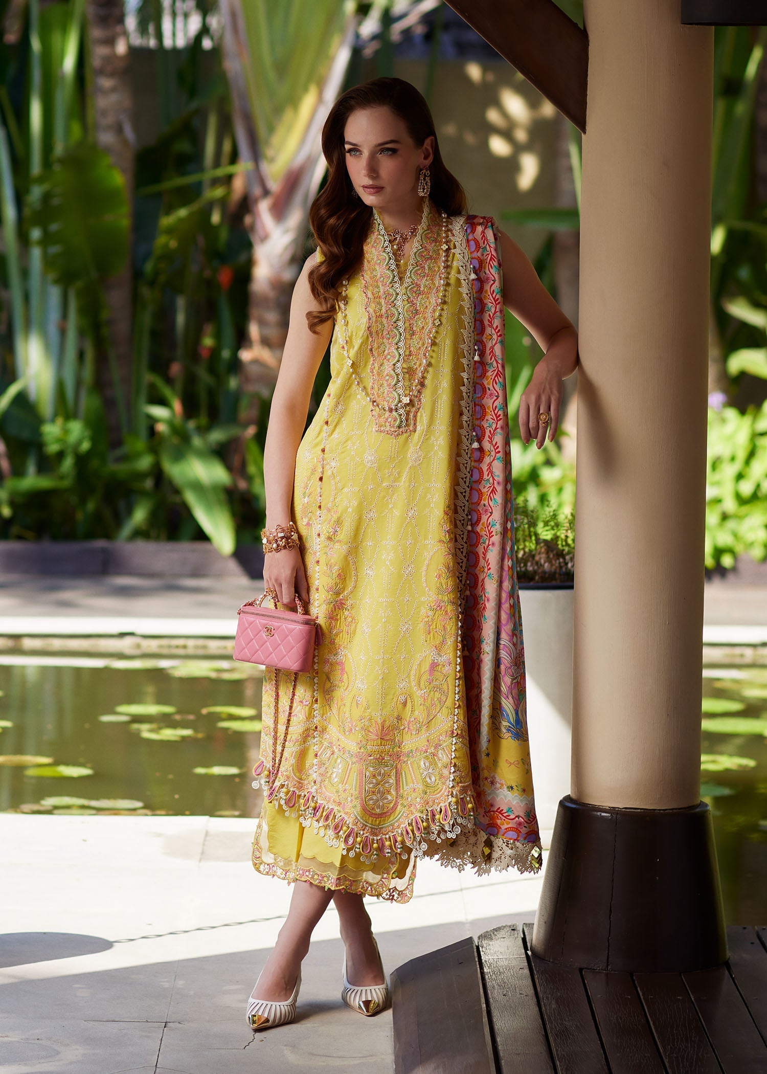 Ariya Luxury Lawn – Bianca
