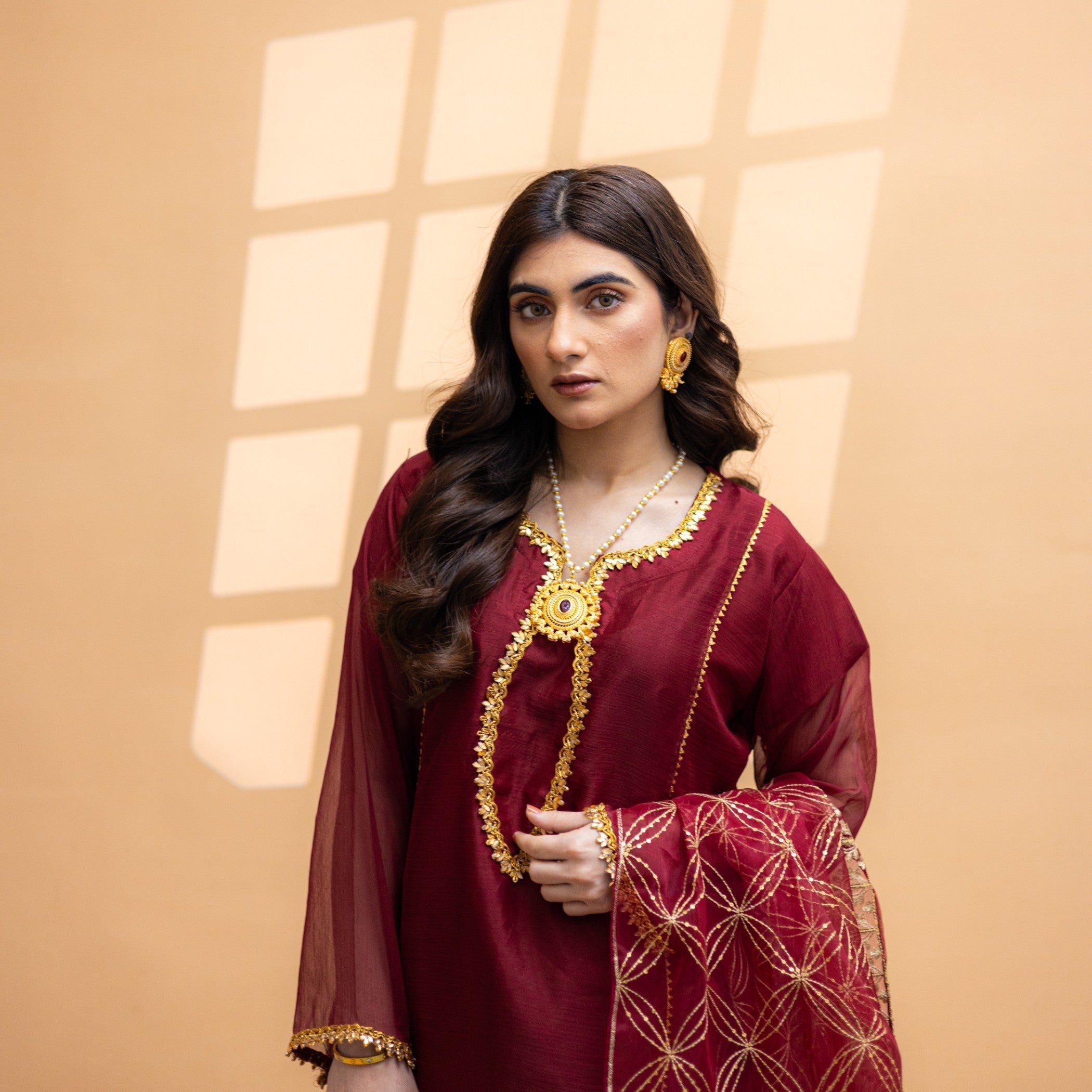 Jewelry Set in Maroon Color by - Trendy Women Jewelry Set CQL5680