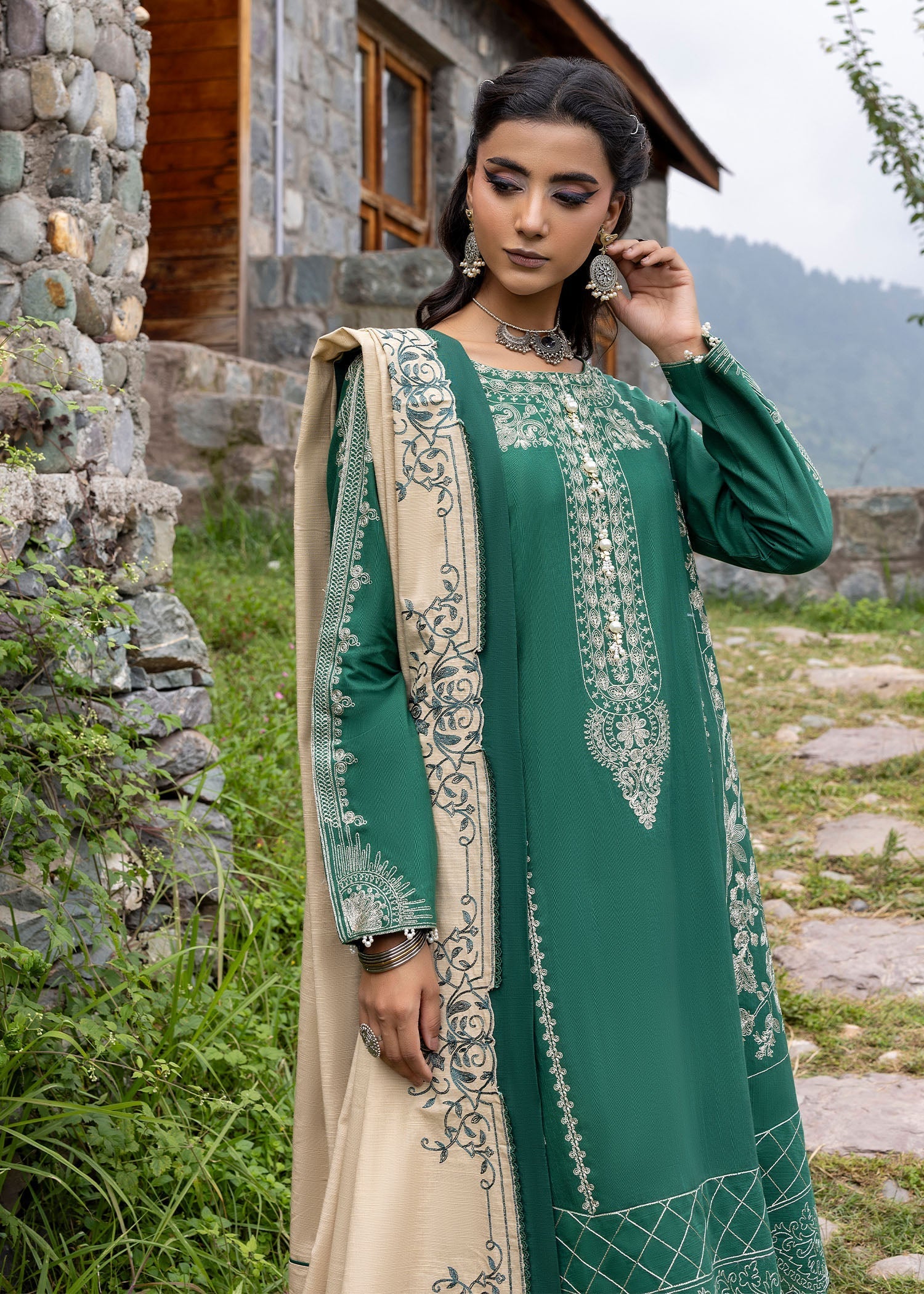 khaddar Kurta Set in Jungle green