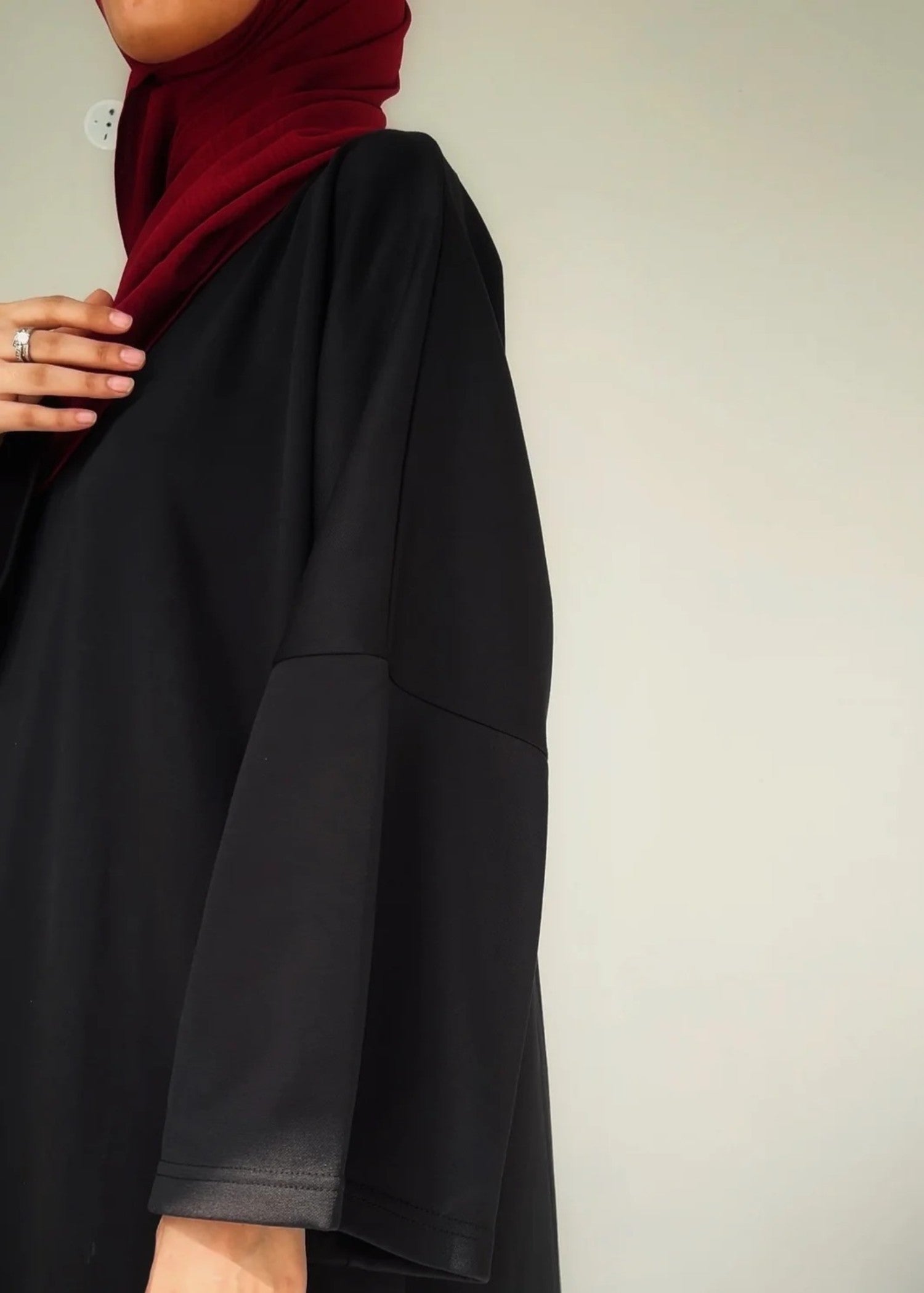 jersey knit Abaya in Black