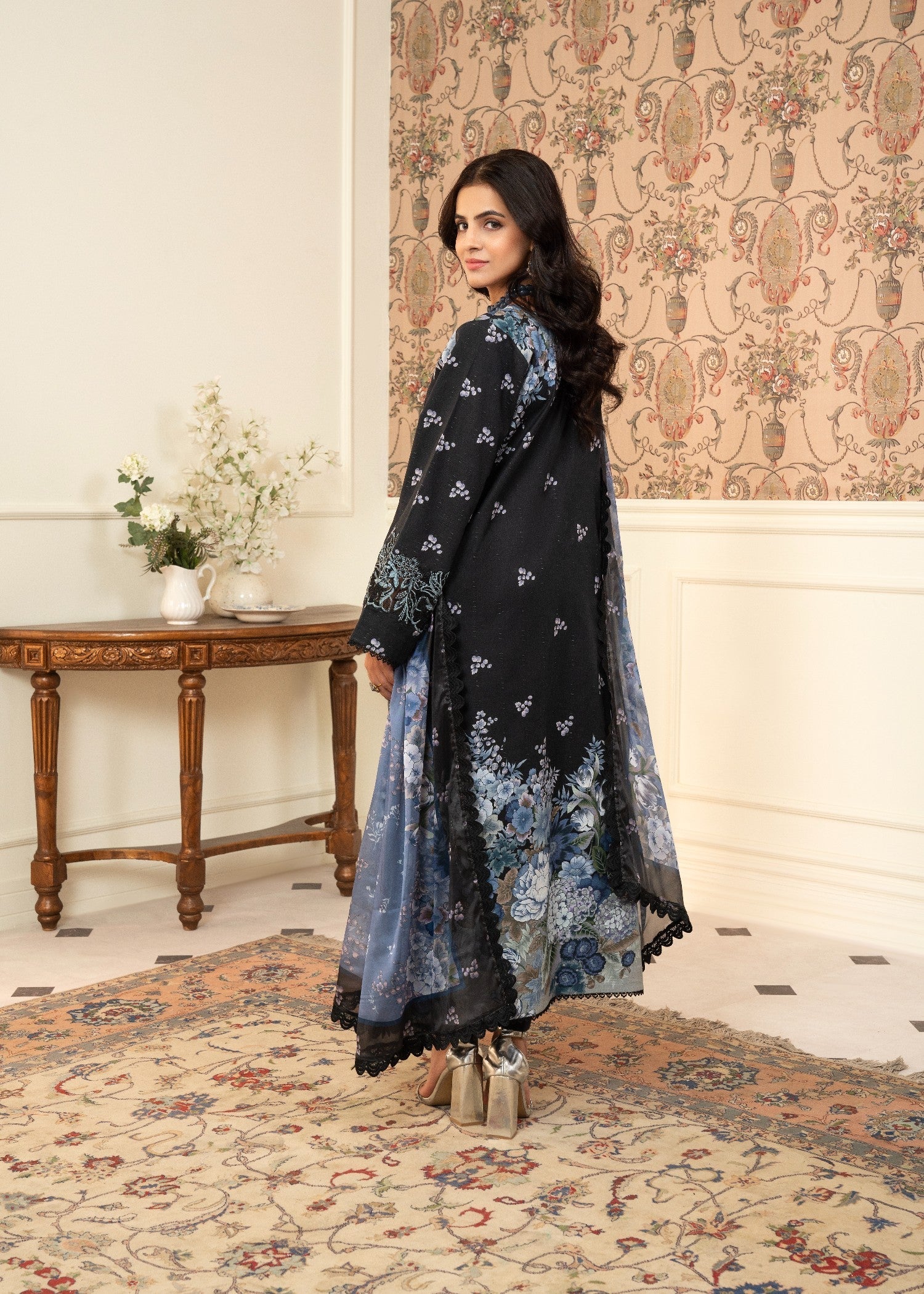 lawn cotton Kurta Set in Black