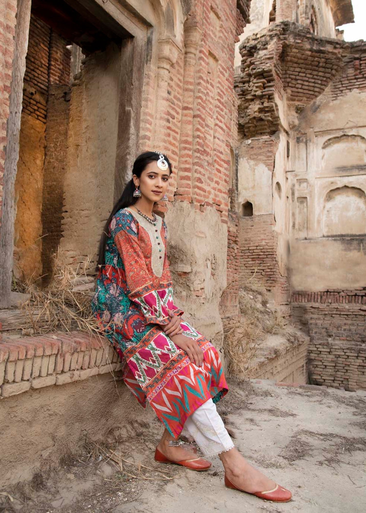 lawn Kurti in Multi