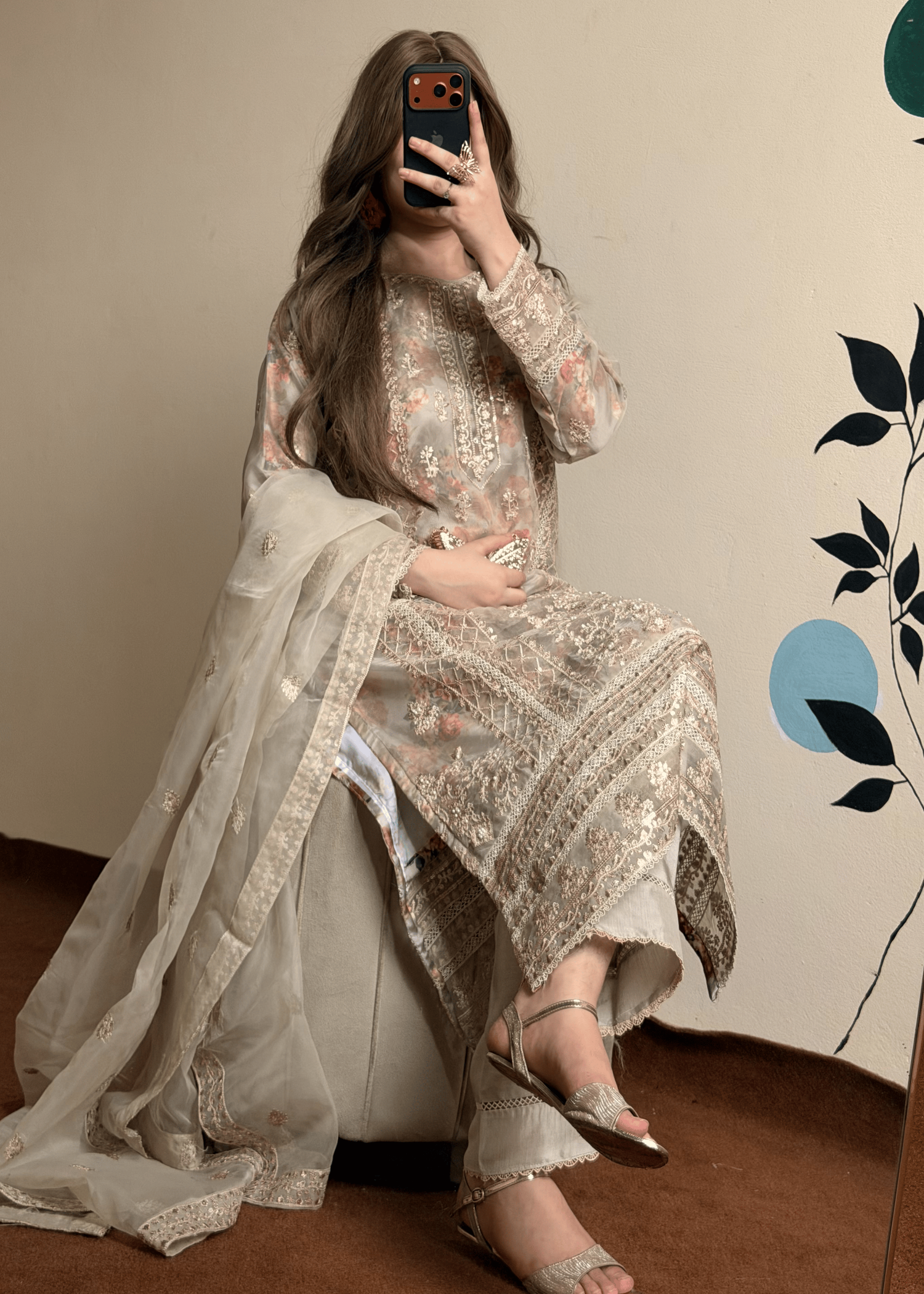 zari organza Kurta Set in Eggshell