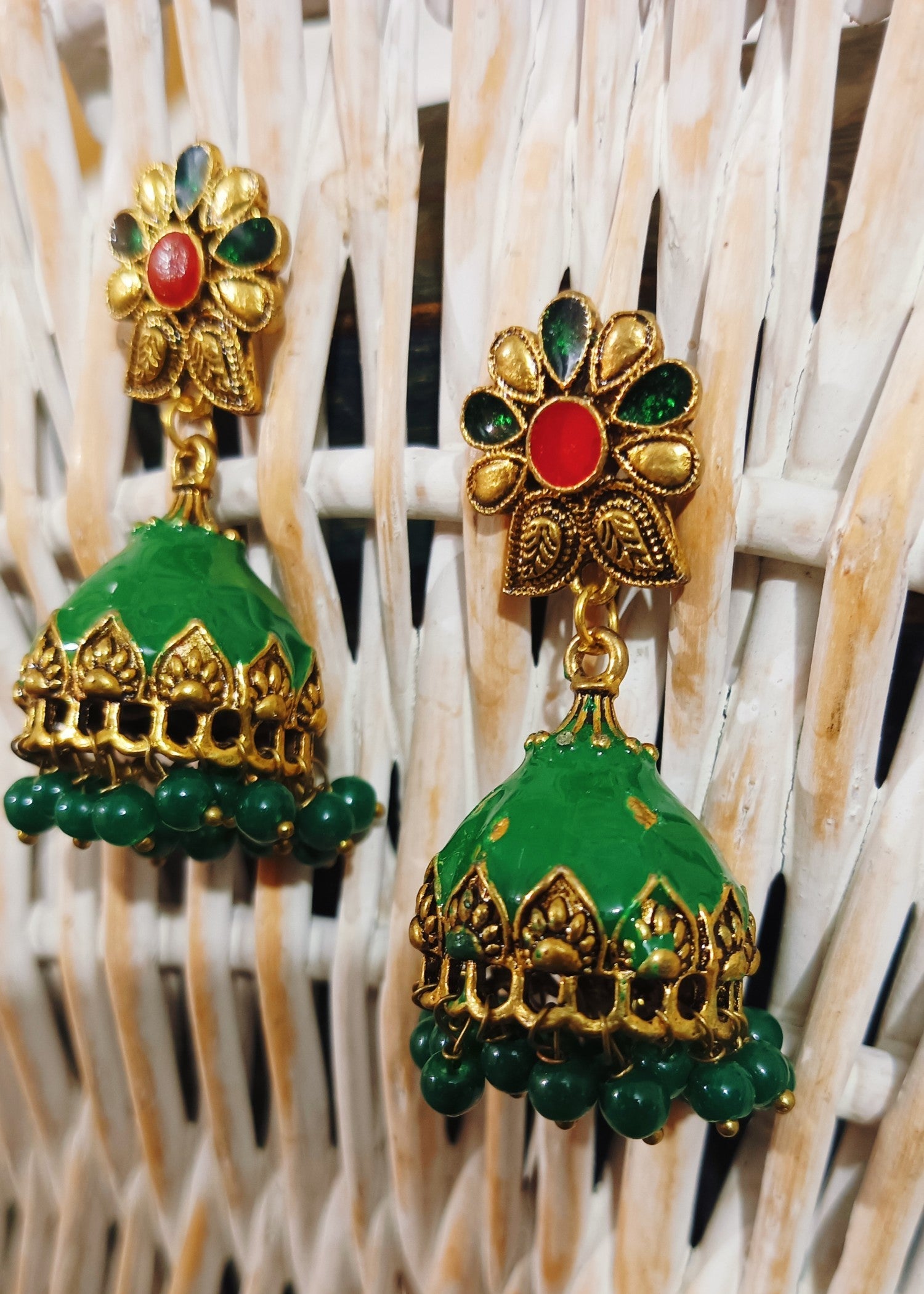 Earrings in Green Color by - Trendy Women Earrings SRT1450