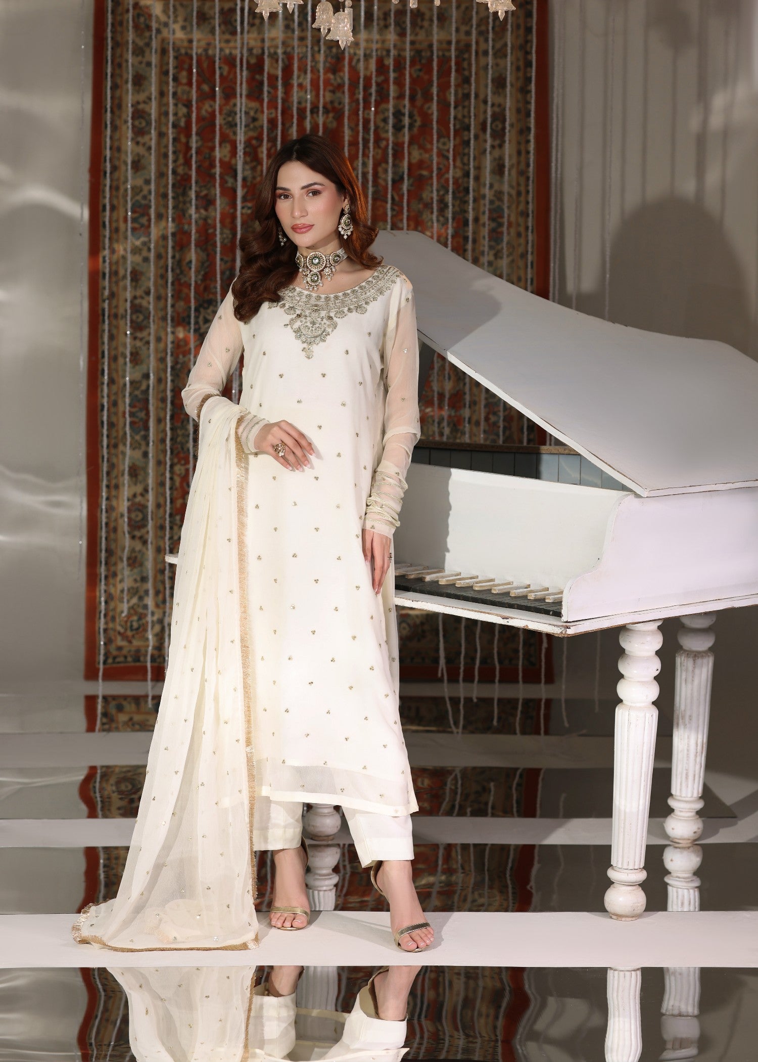 chiffon Kurta Set in Off-white