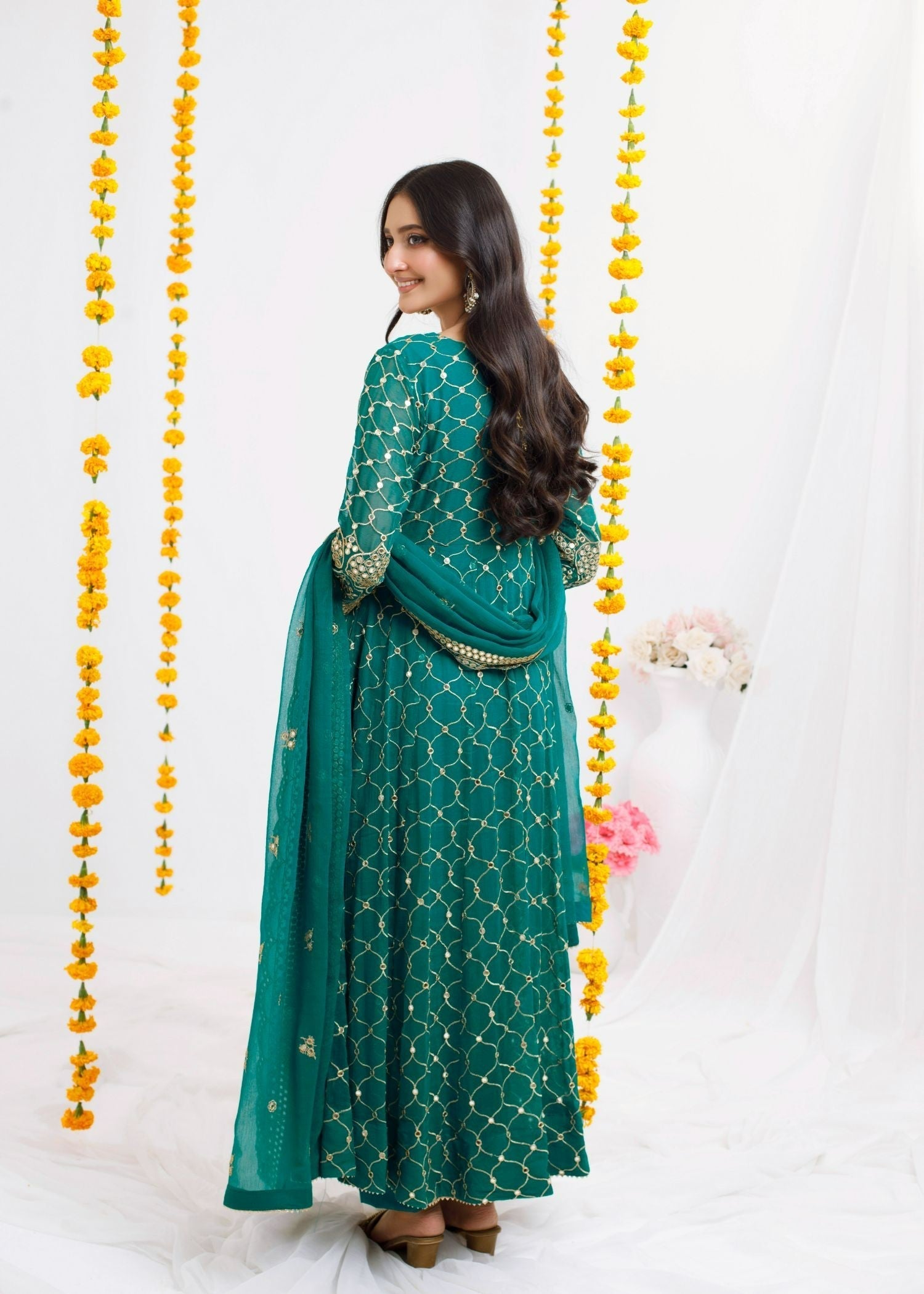 chiffon Pishwas in Emerald green