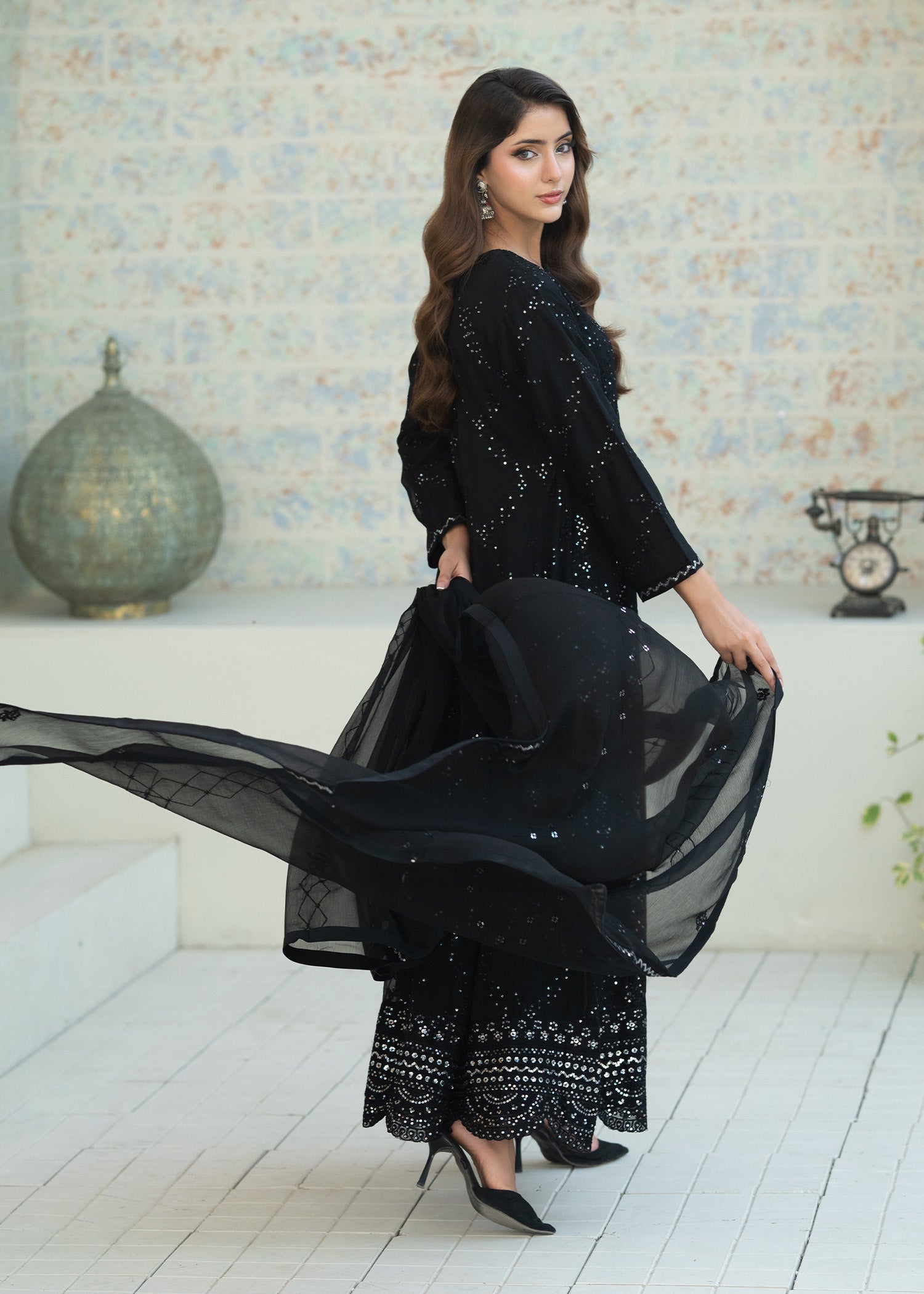 chiffon Pishwas in Black