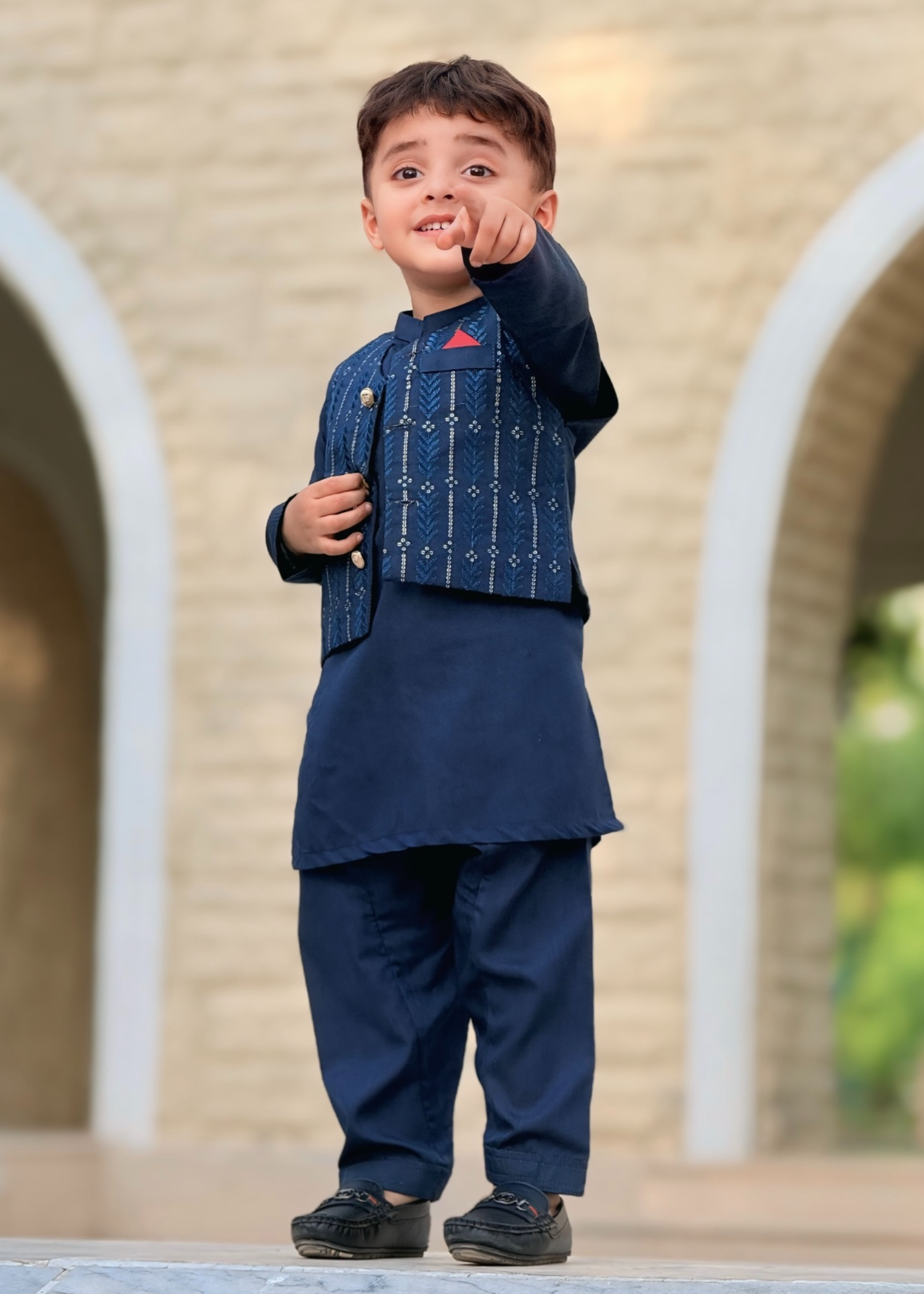 wash & wear Waistcoat in Cobalt blue