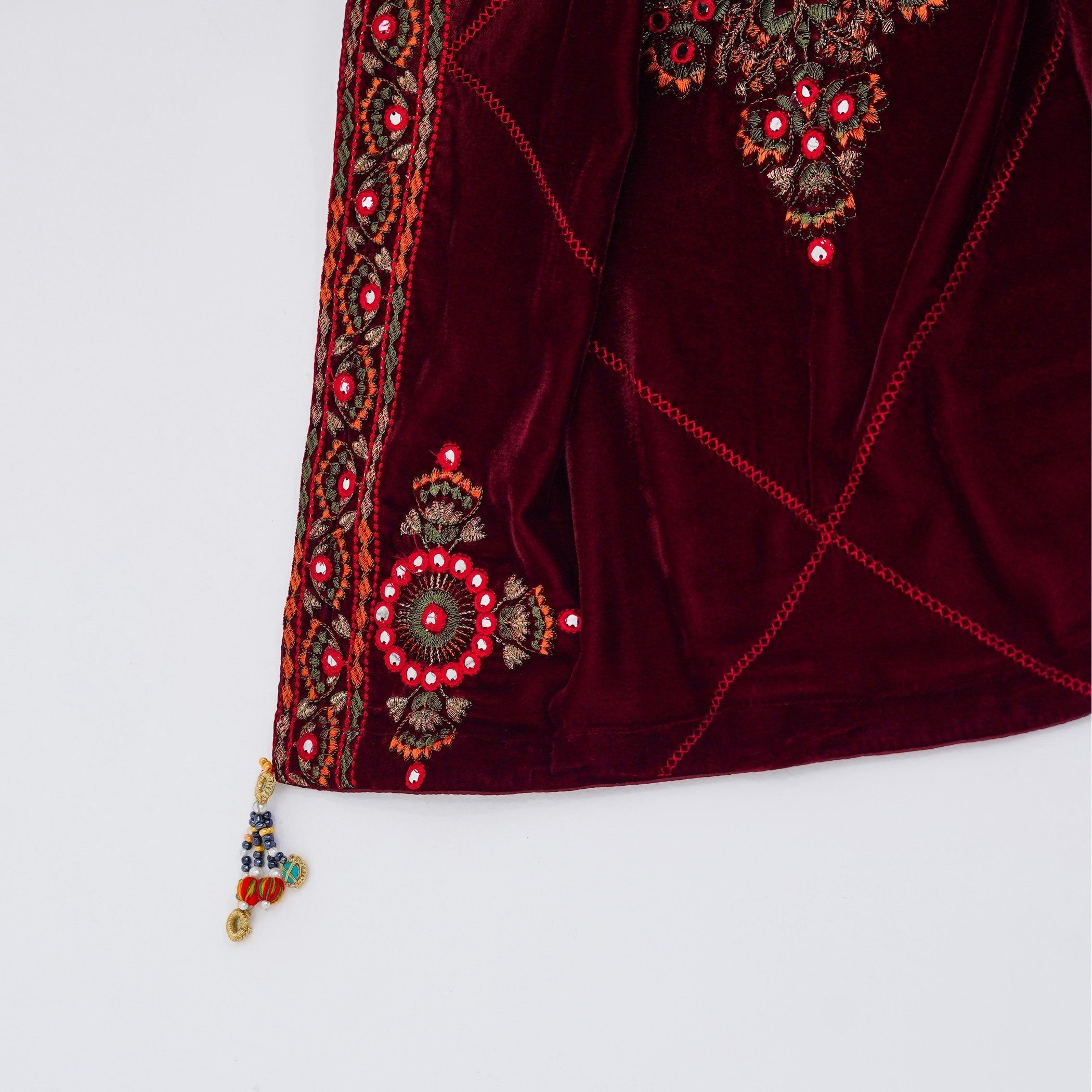 Shawl in Maroon Color by - Trendy Women Shawl JDS1876