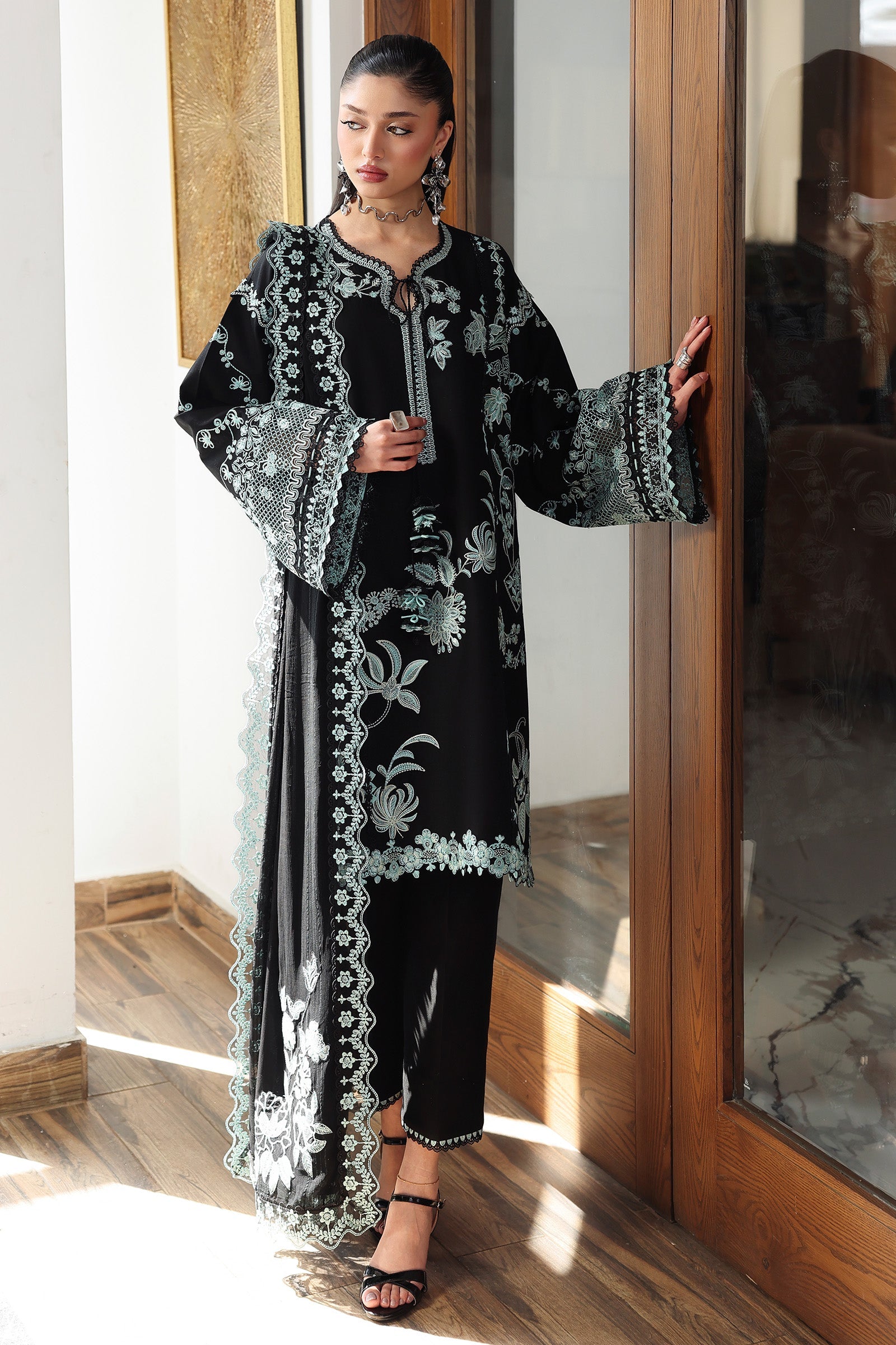 Qline Lawn Drop II – QKL-06 SANA