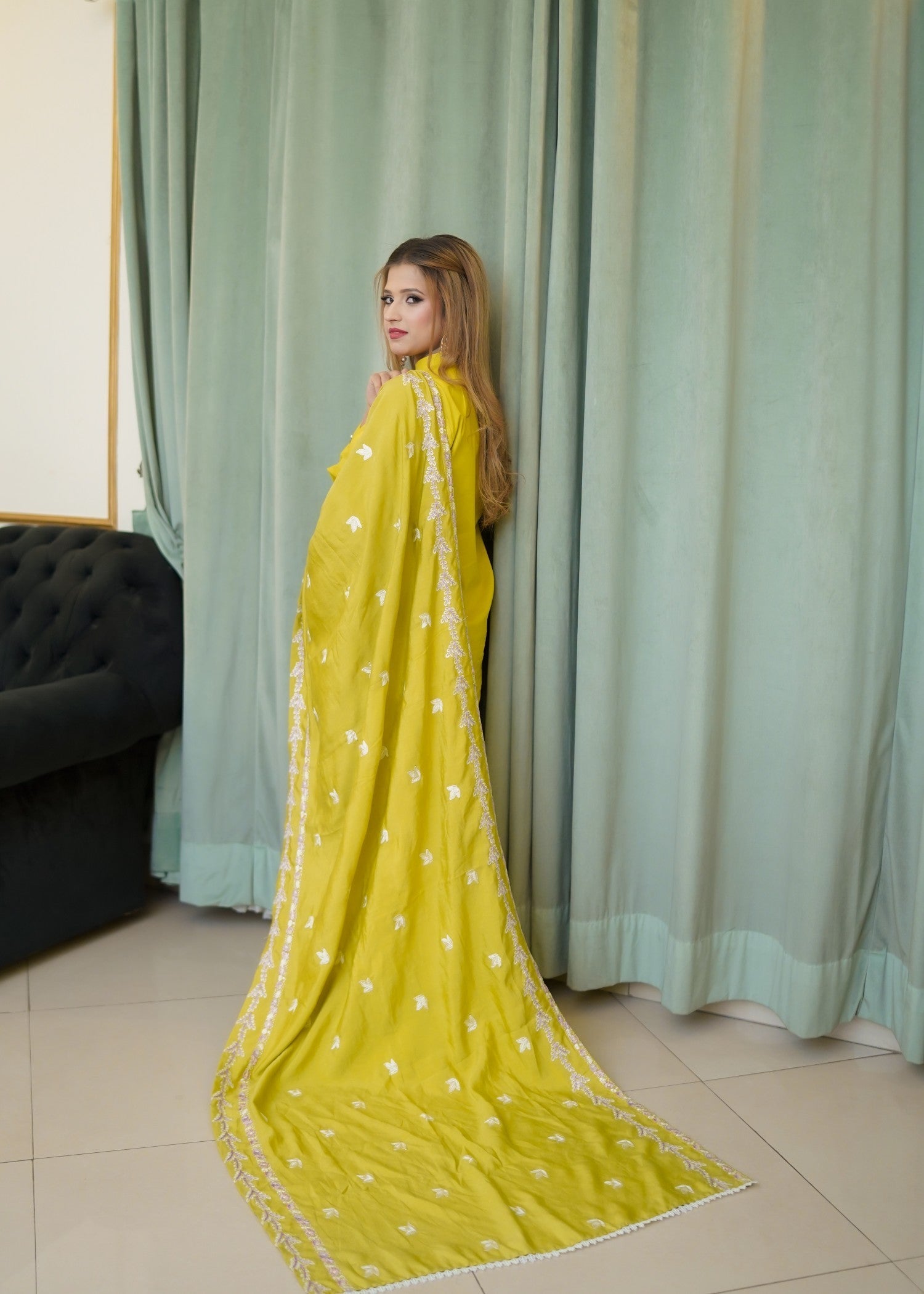 lawn Kurta Set in Key lime