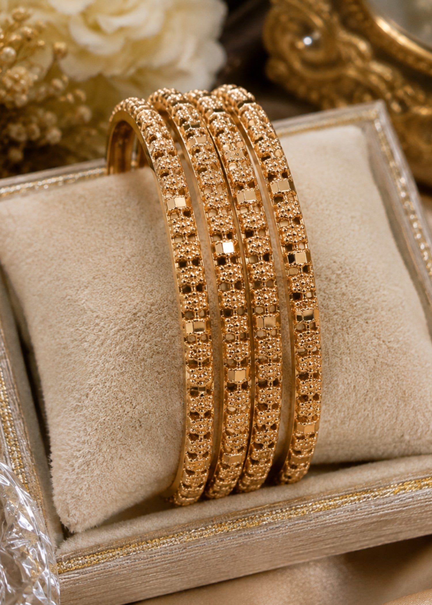 Bangles in Gold Color by - Trendy Women Bangles OJX3745