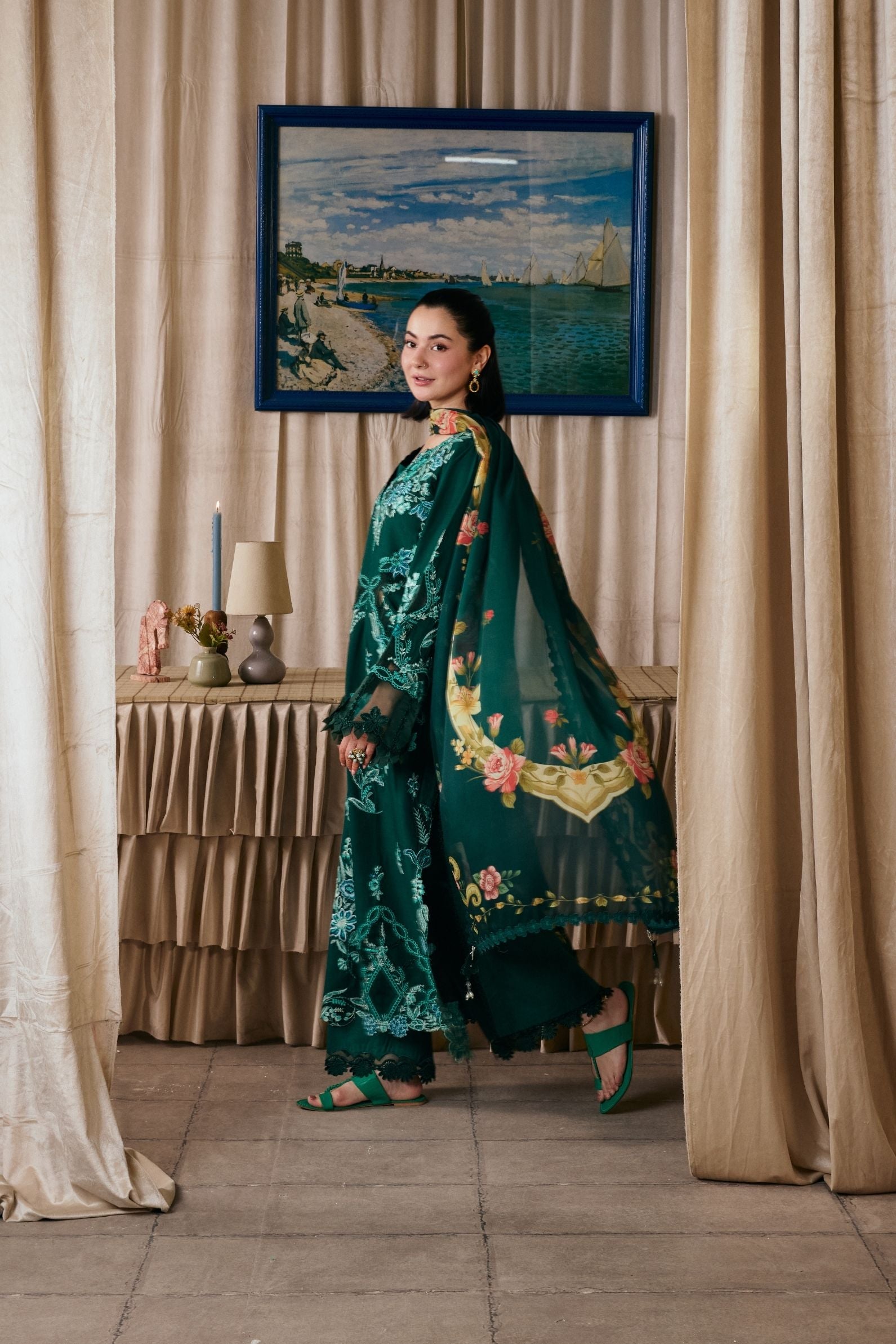 Eid Luxury Lawn – Maheer