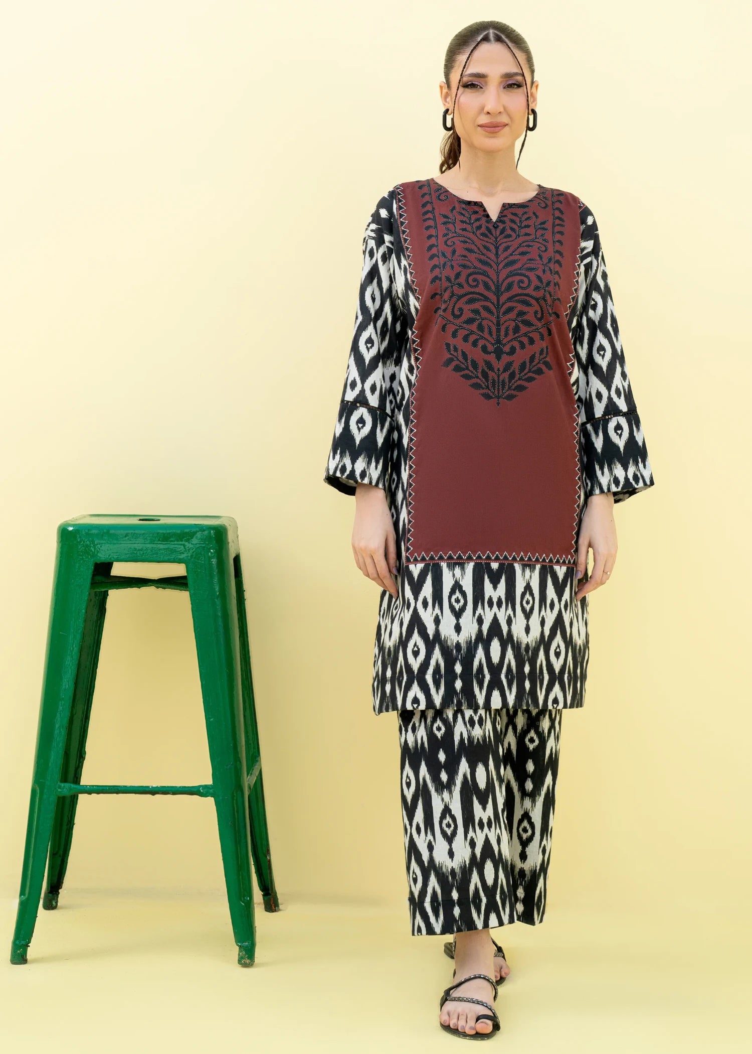 cambric Kurta Set in White, matte black