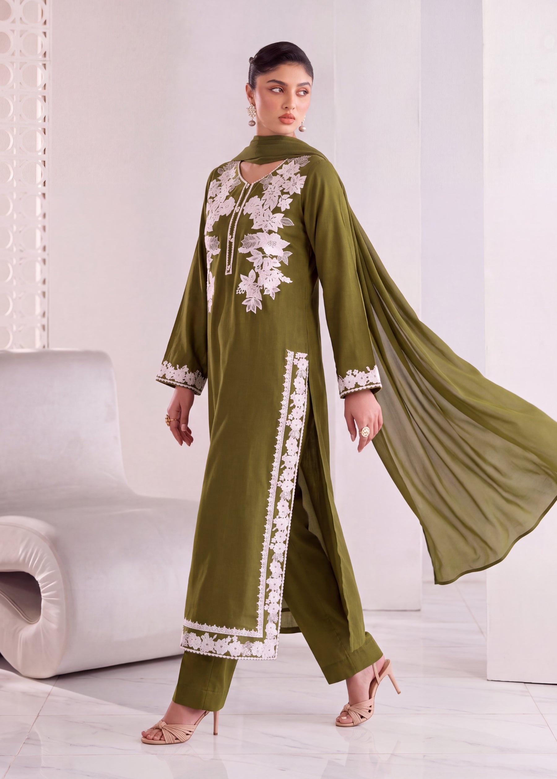 linen Kurta Set in Olive green