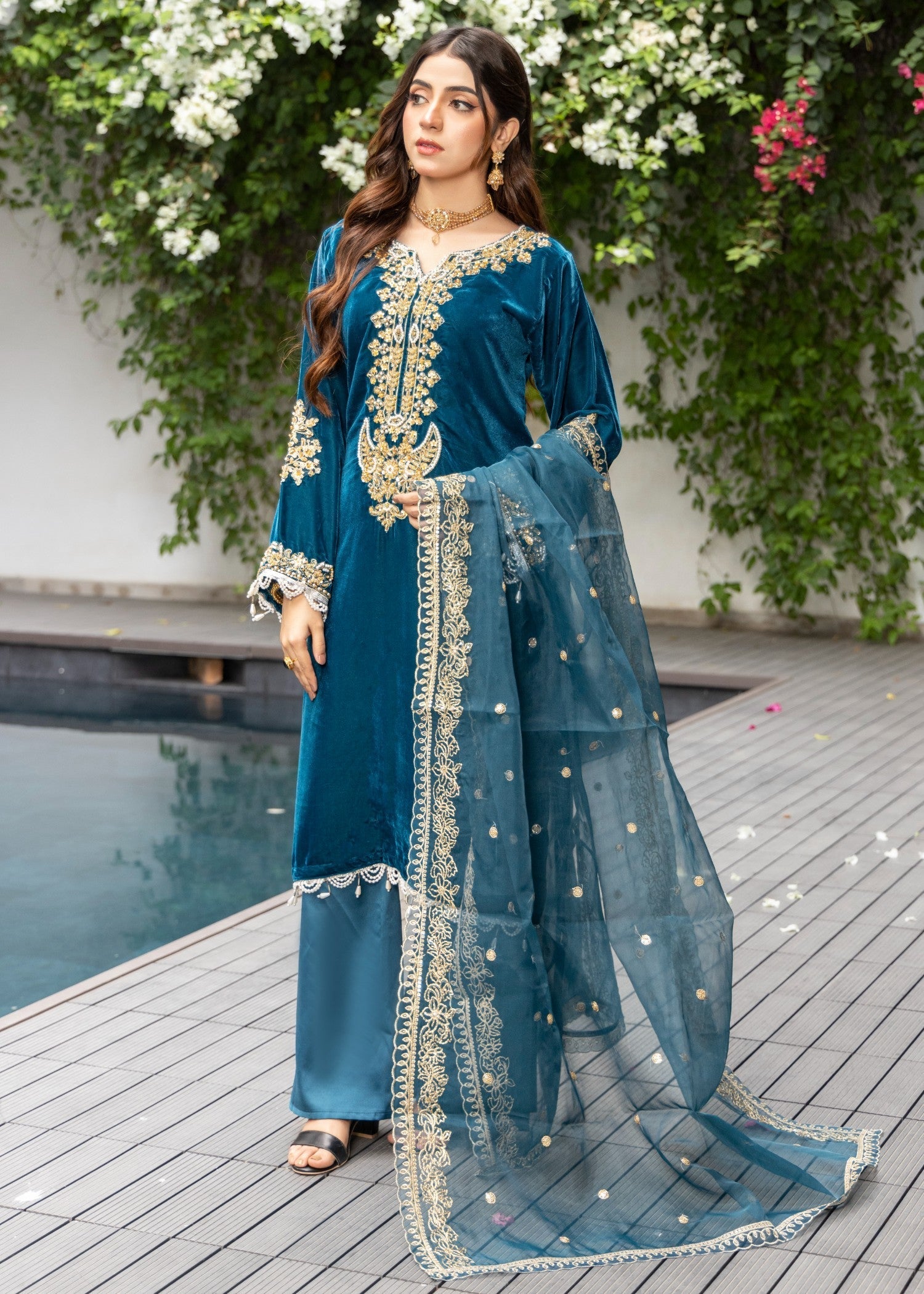 velvet Kurta Set in Teal