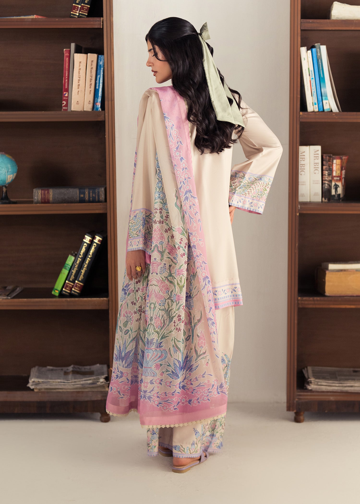 slub lawn Kurta Set in Cream
