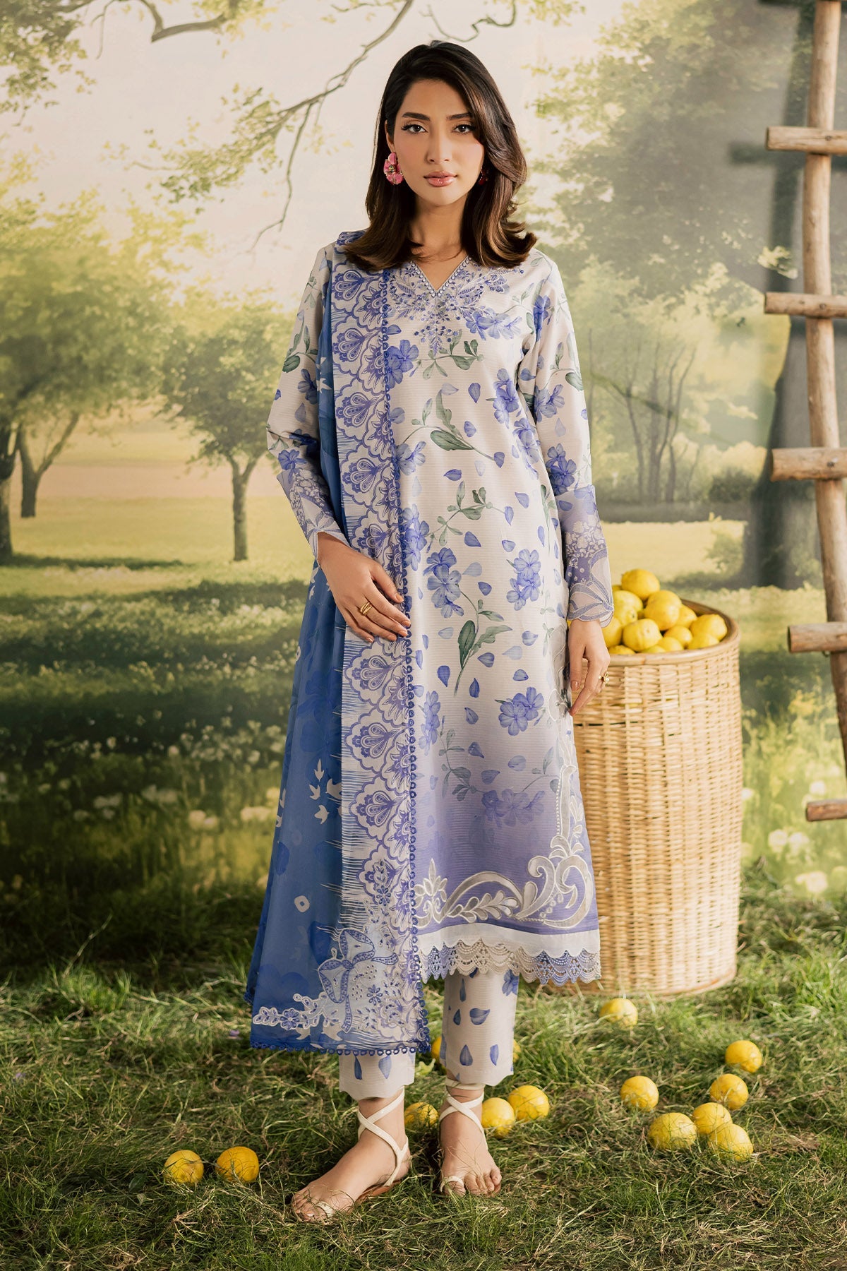 Bloom Lawn – BL-16
