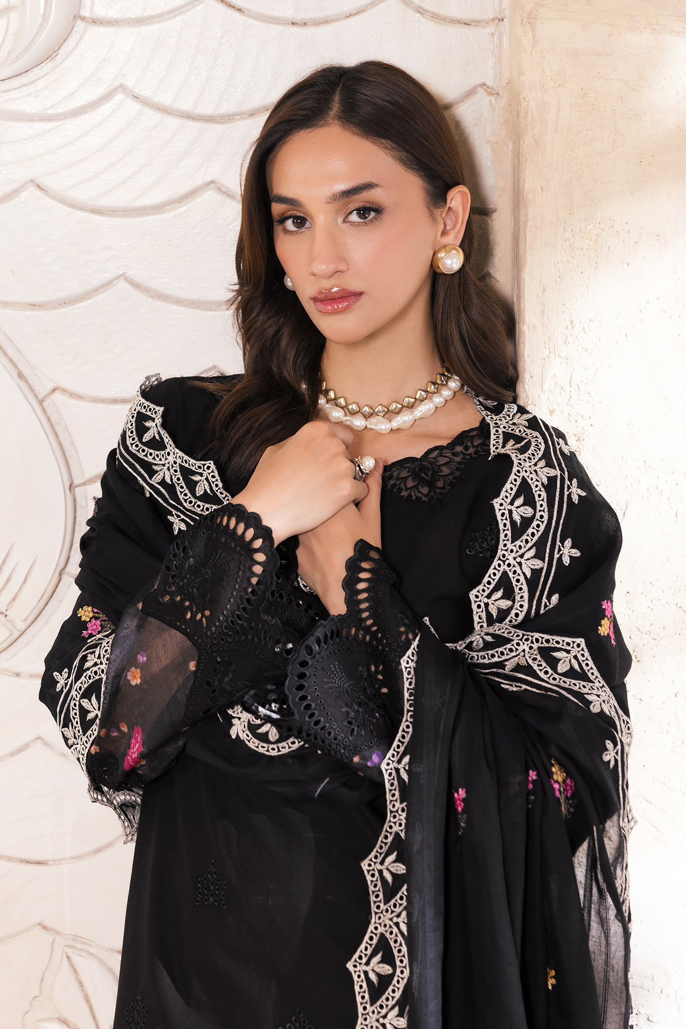 Nissa Chikankari Lawn – N-11