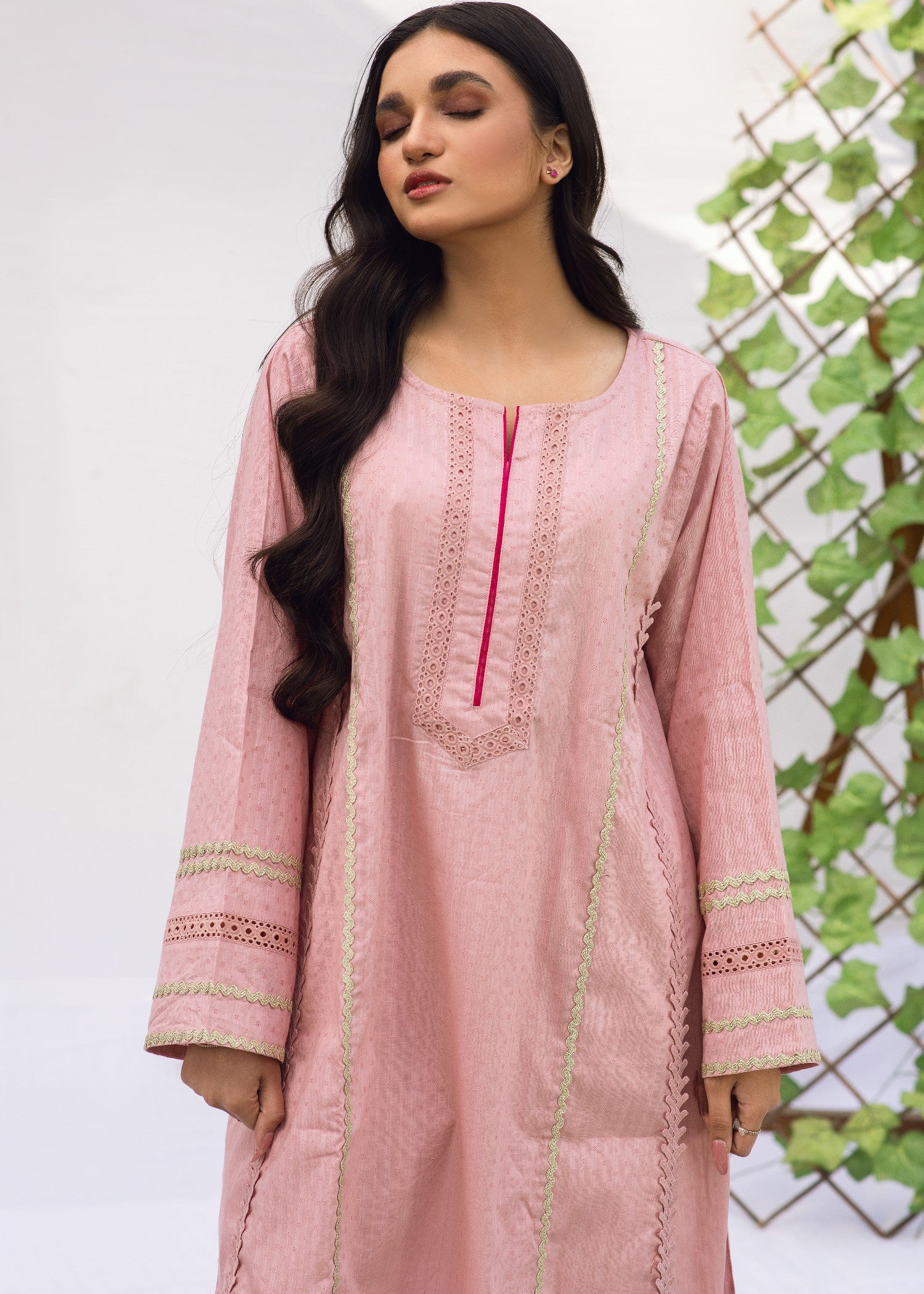 textured lawn Kurti in Tea rose pink
