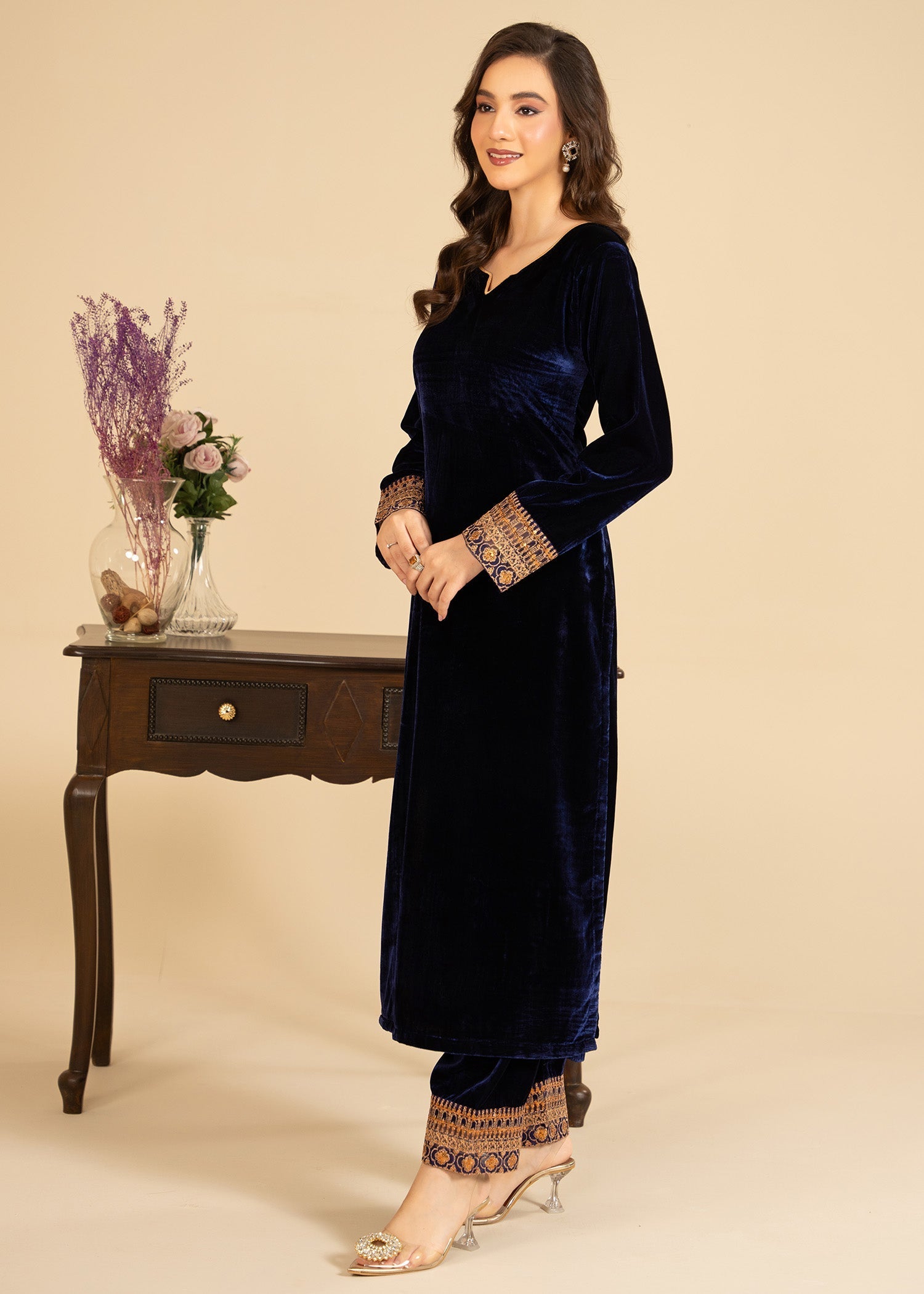 velvet Kurta Set in Navy blue