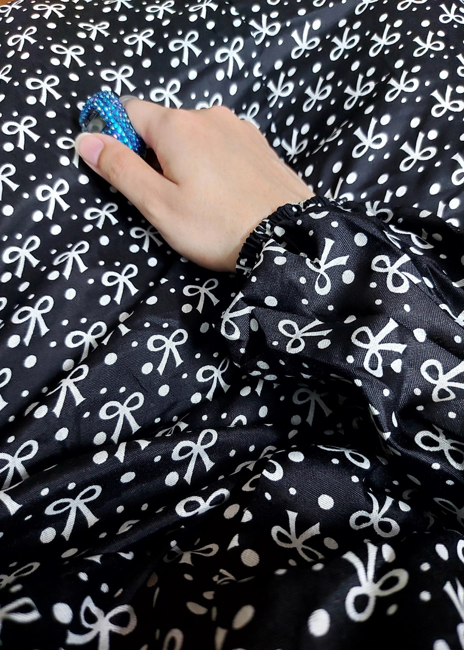 swiss lawn Chaddar in Black