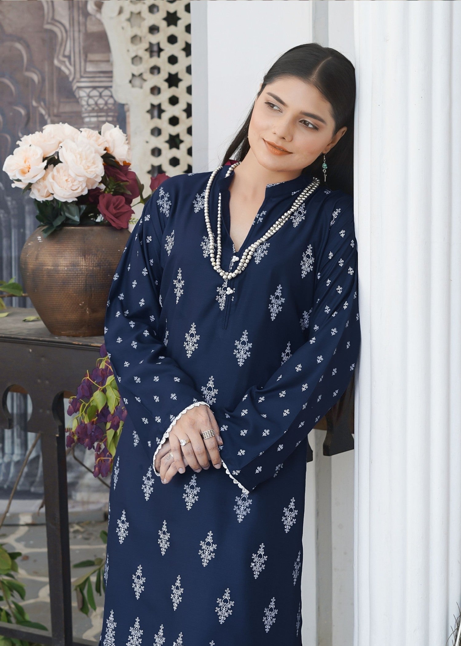 arabic lawn Kurta Set in Navy blue