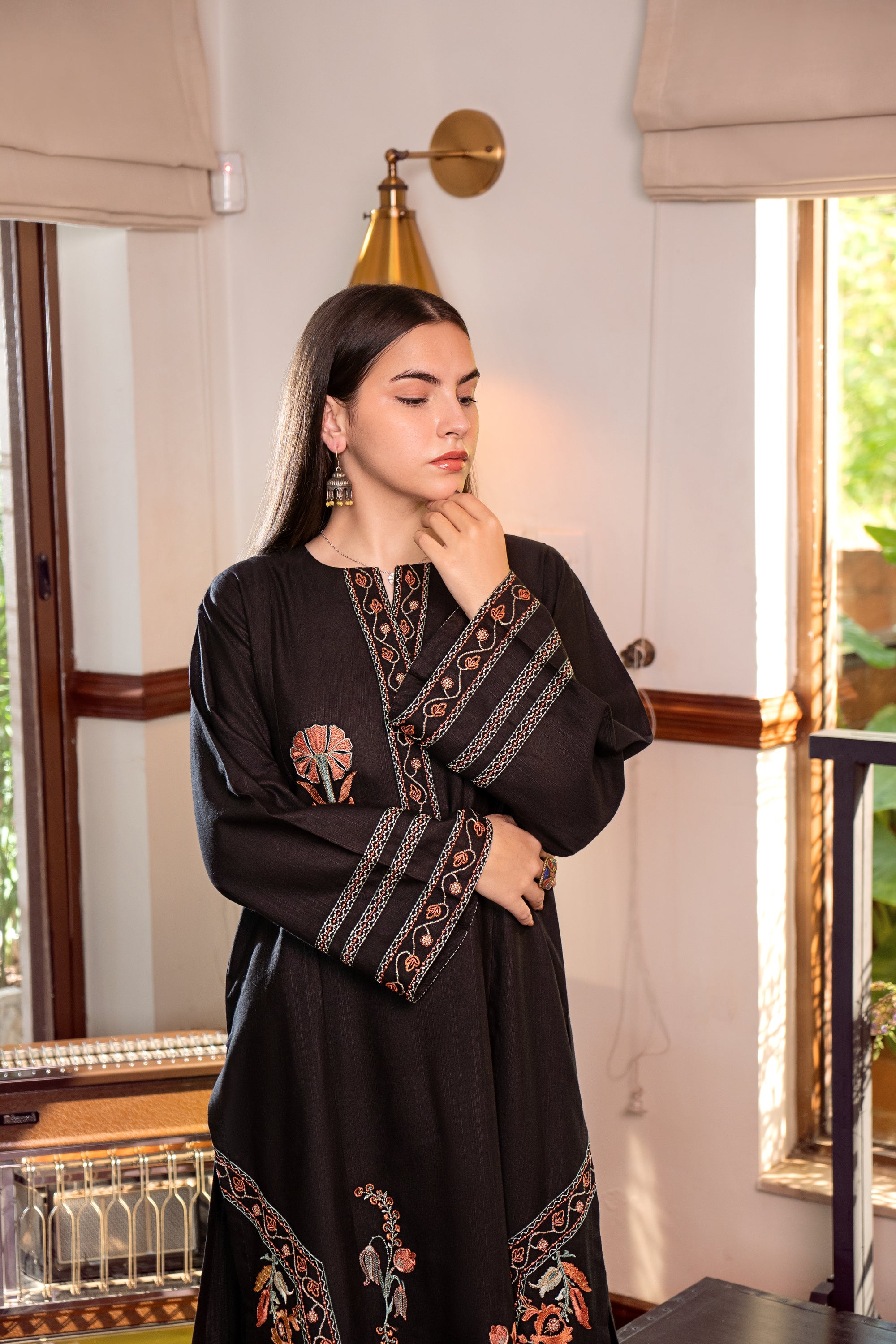 slub khaddar Kurta Set in Jet black