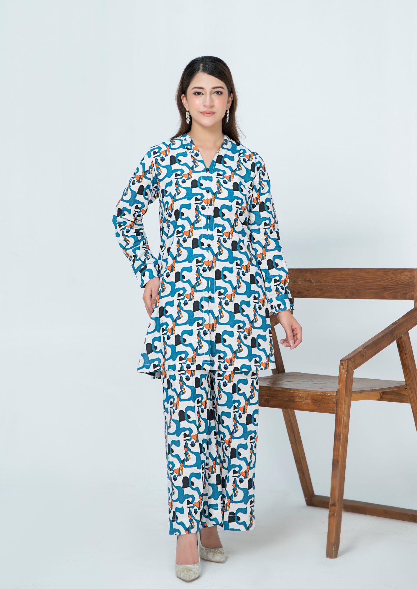 khaddar Short Frock in White, blue