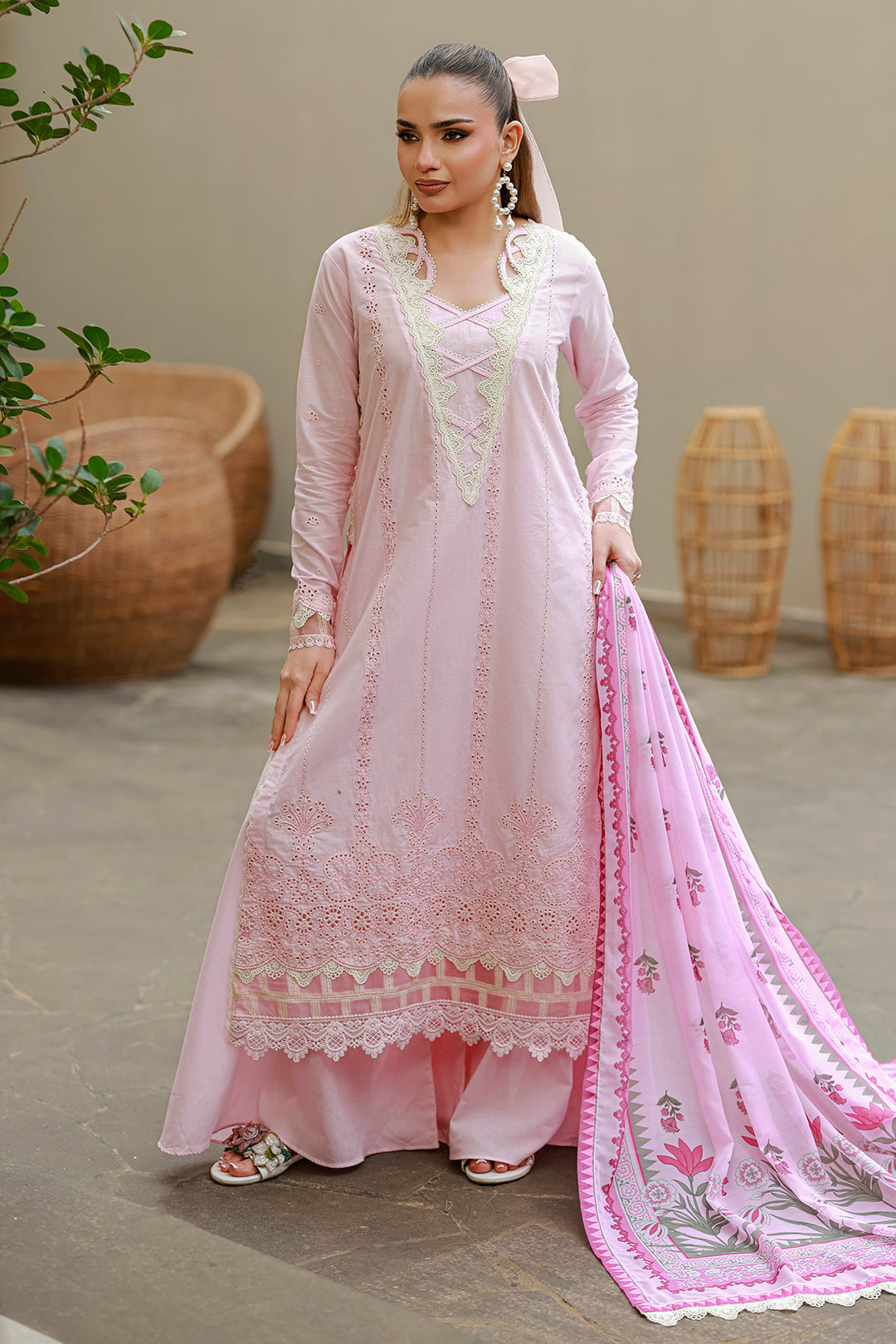 Chikankari Lawn – Z-4048