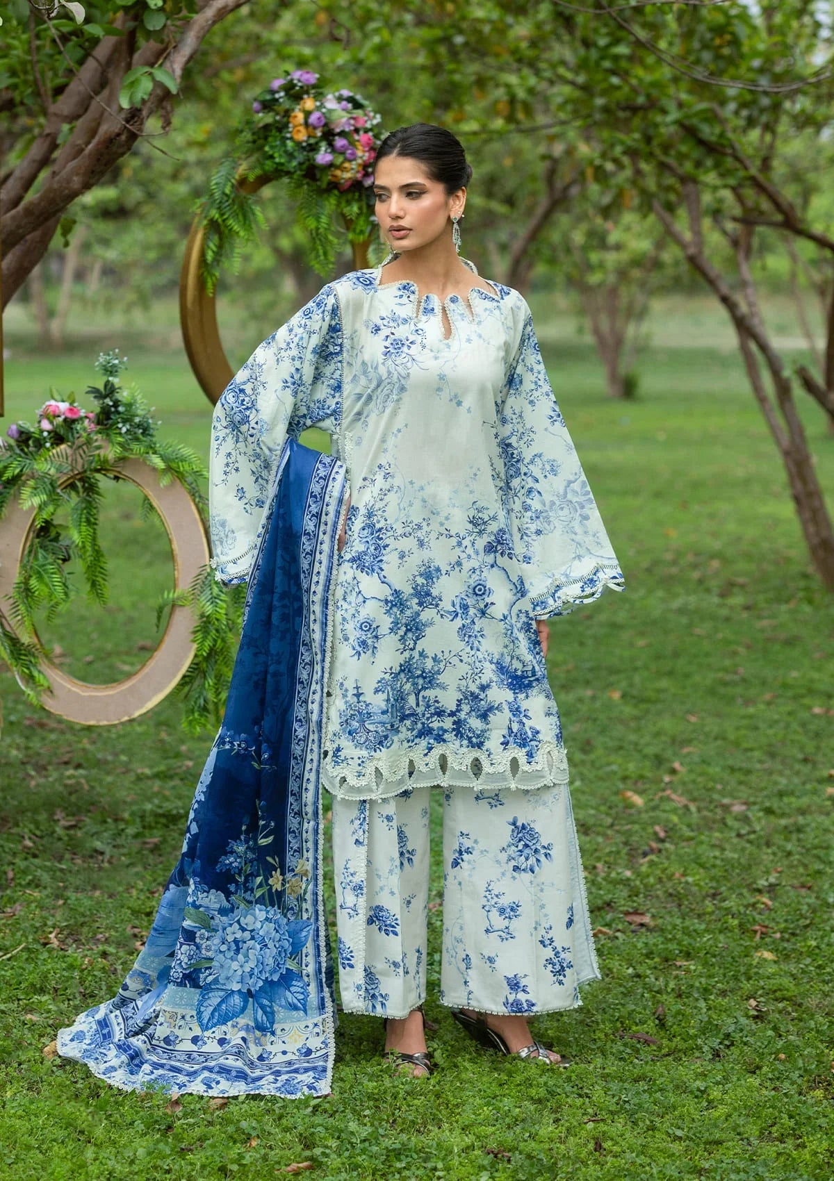 Bridgerton Prints Lawn – EPB-7B FIORI D'AVORIO