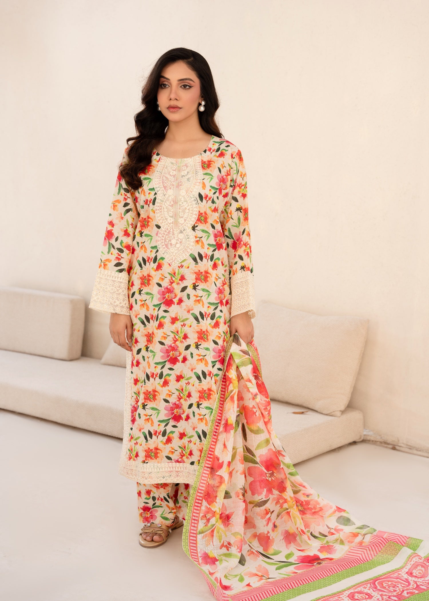 slub lawn Kurta Set in Multi