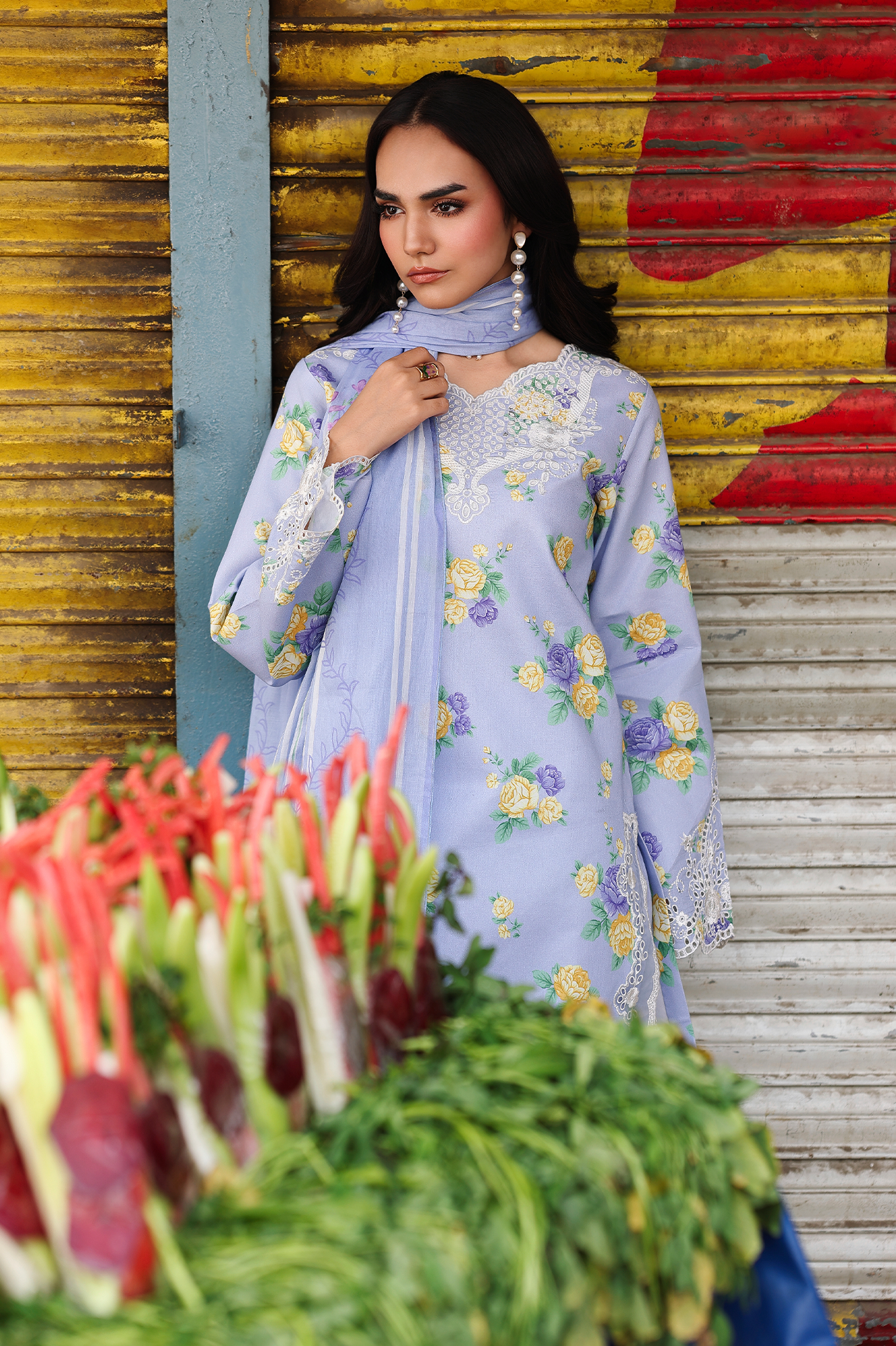 Floral Symphony Lawn – V2-09