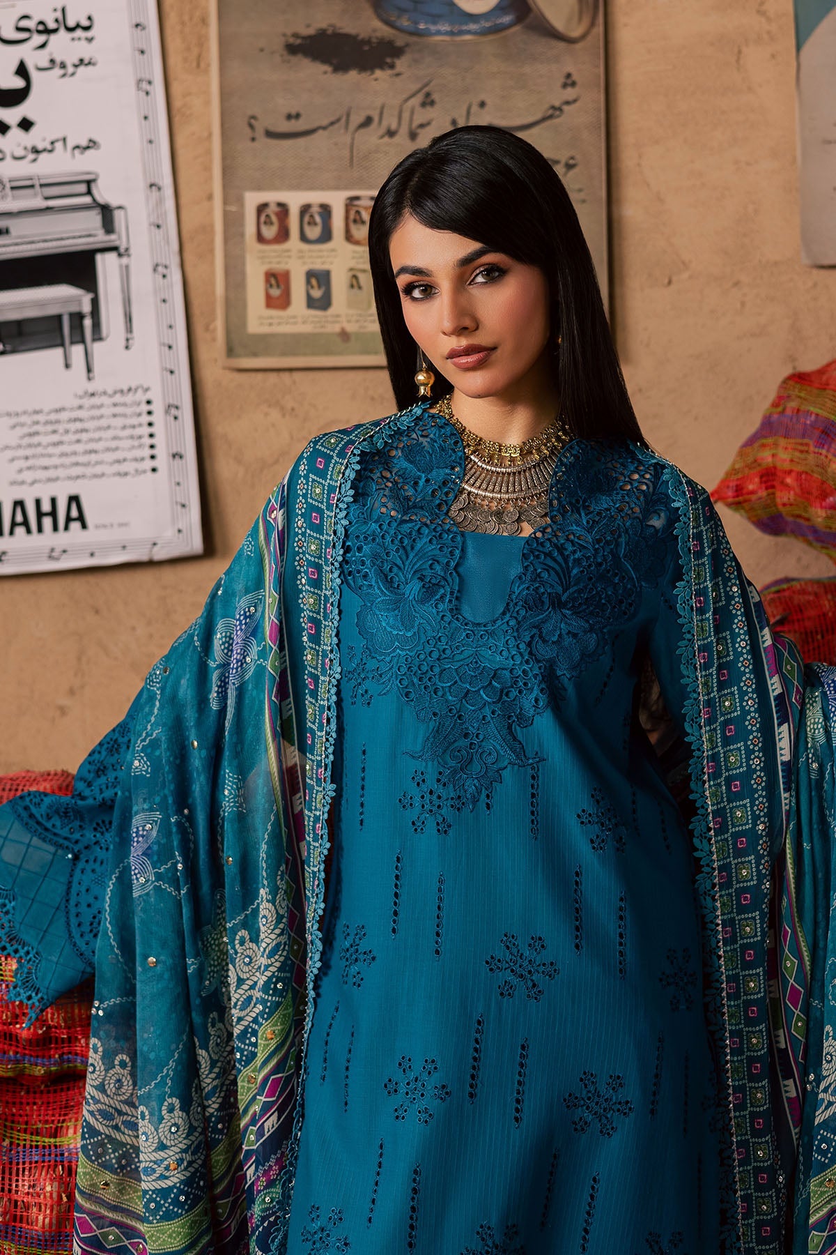 Bazaar Lawn – NE-242