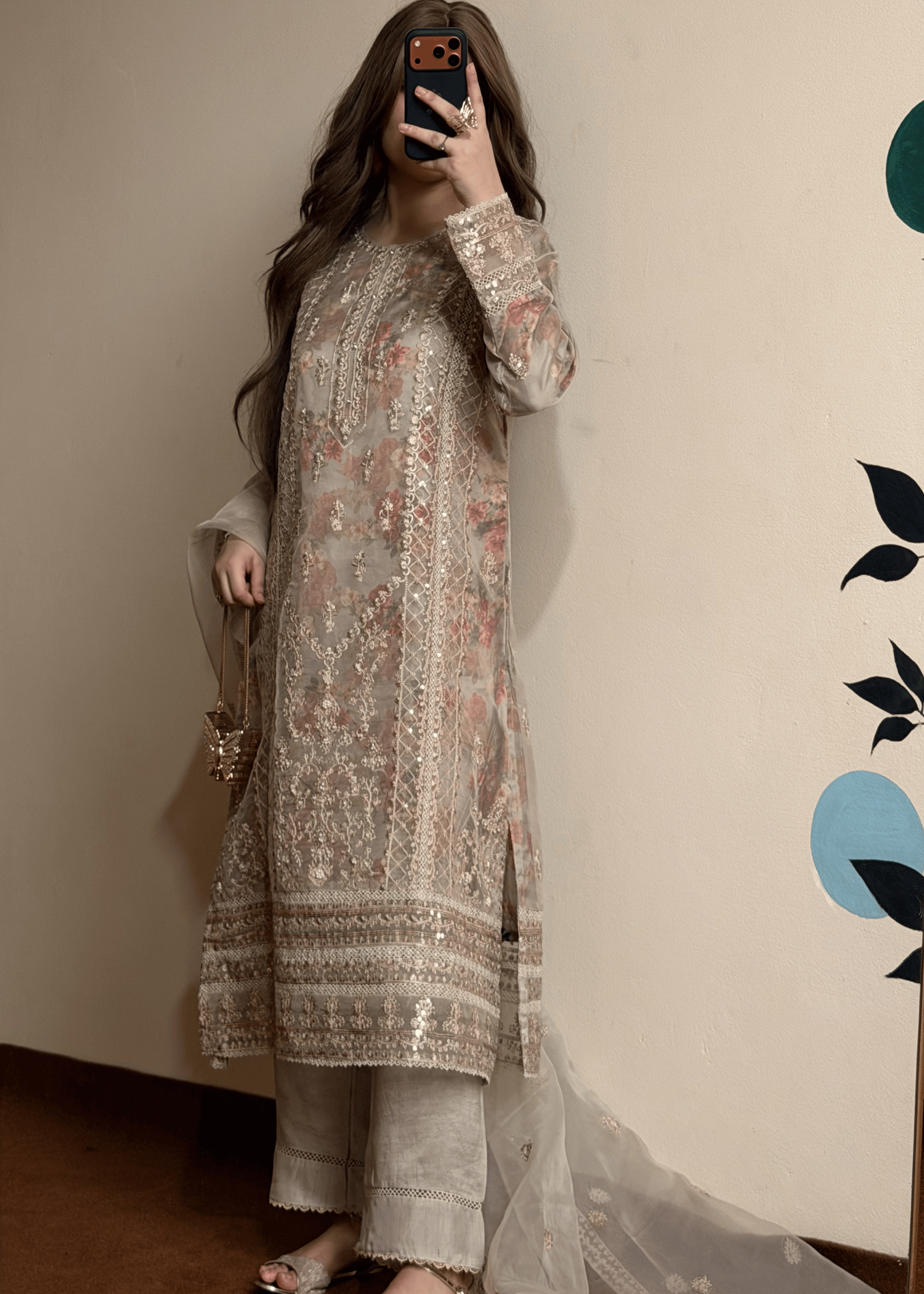 zari organza Kurta Set in Eggshell