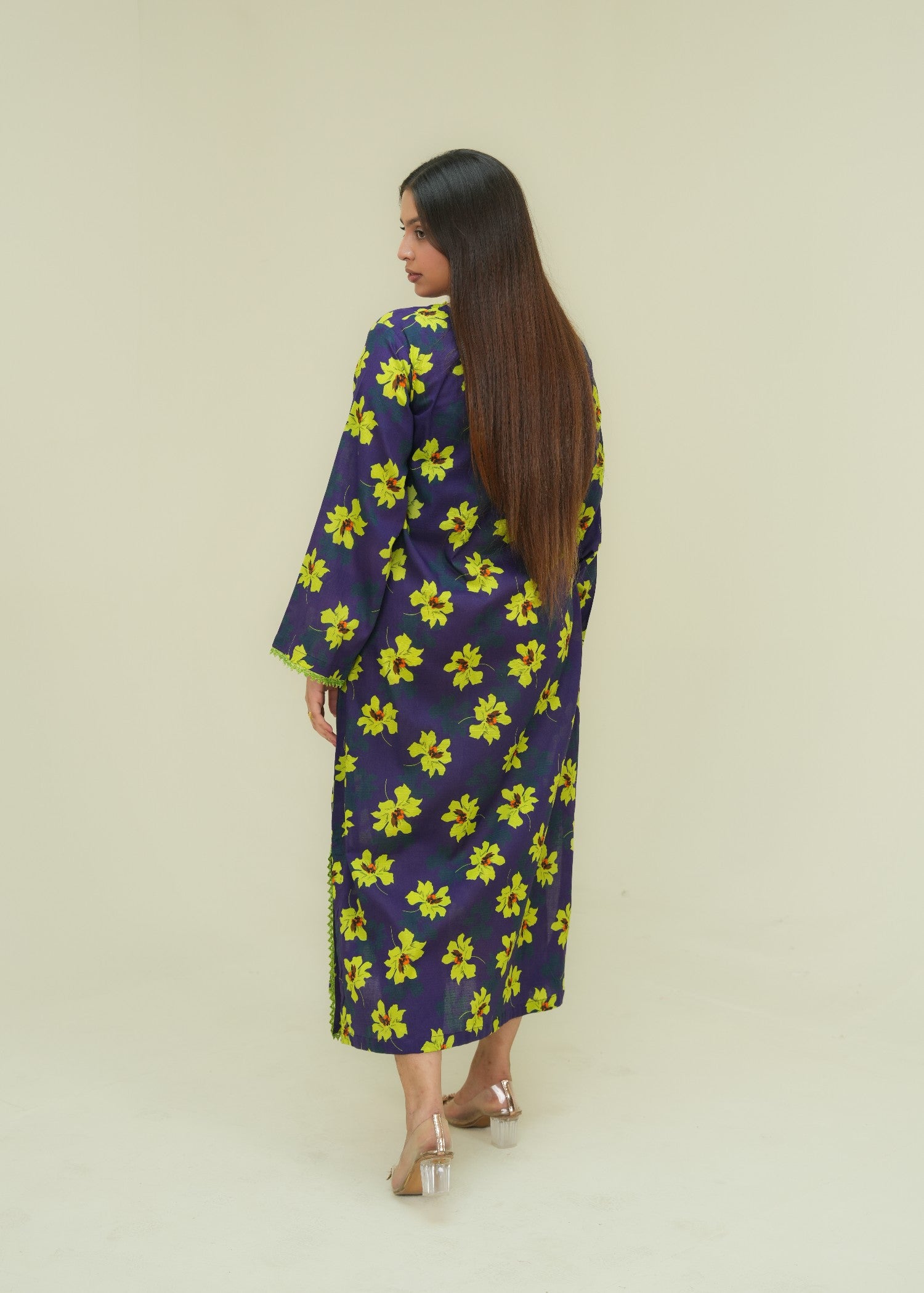 lawn Kaftan in Egg plant