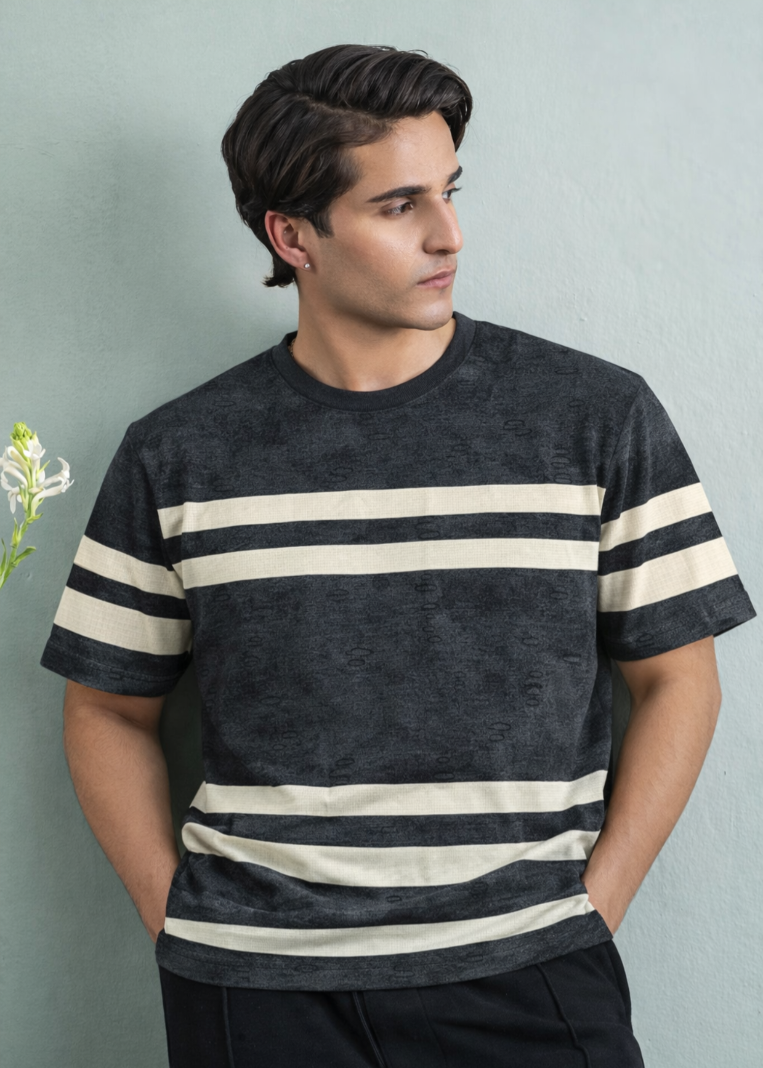 cotton T Shirt in Charcoal black
