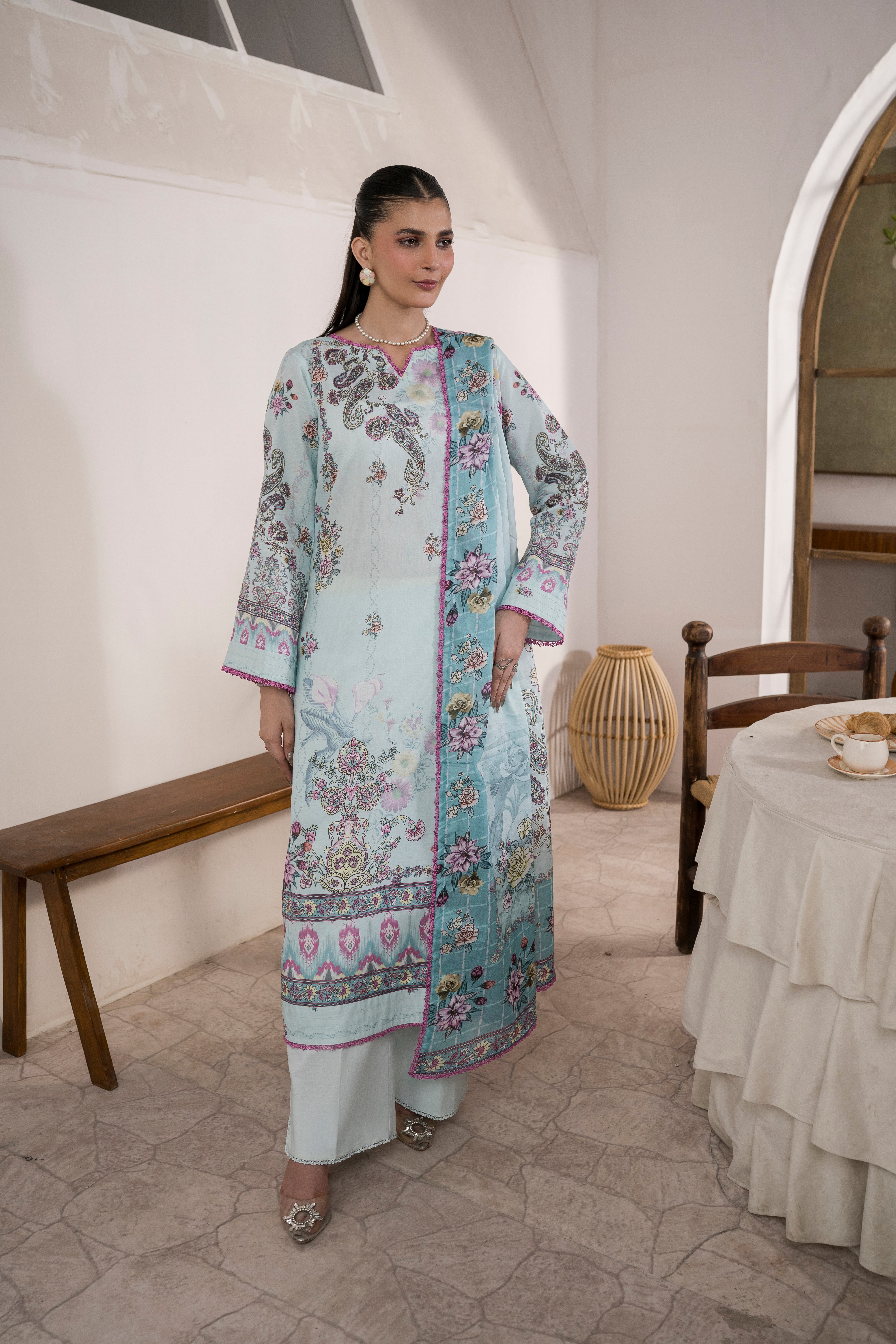 Summer Lawn – D148