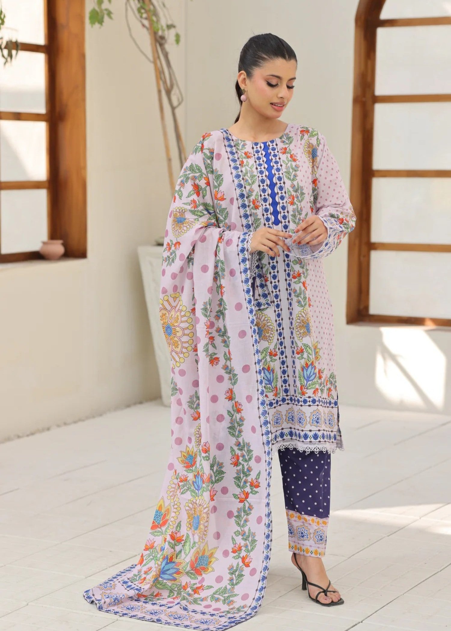 lawn cotton Unstitched in Multi