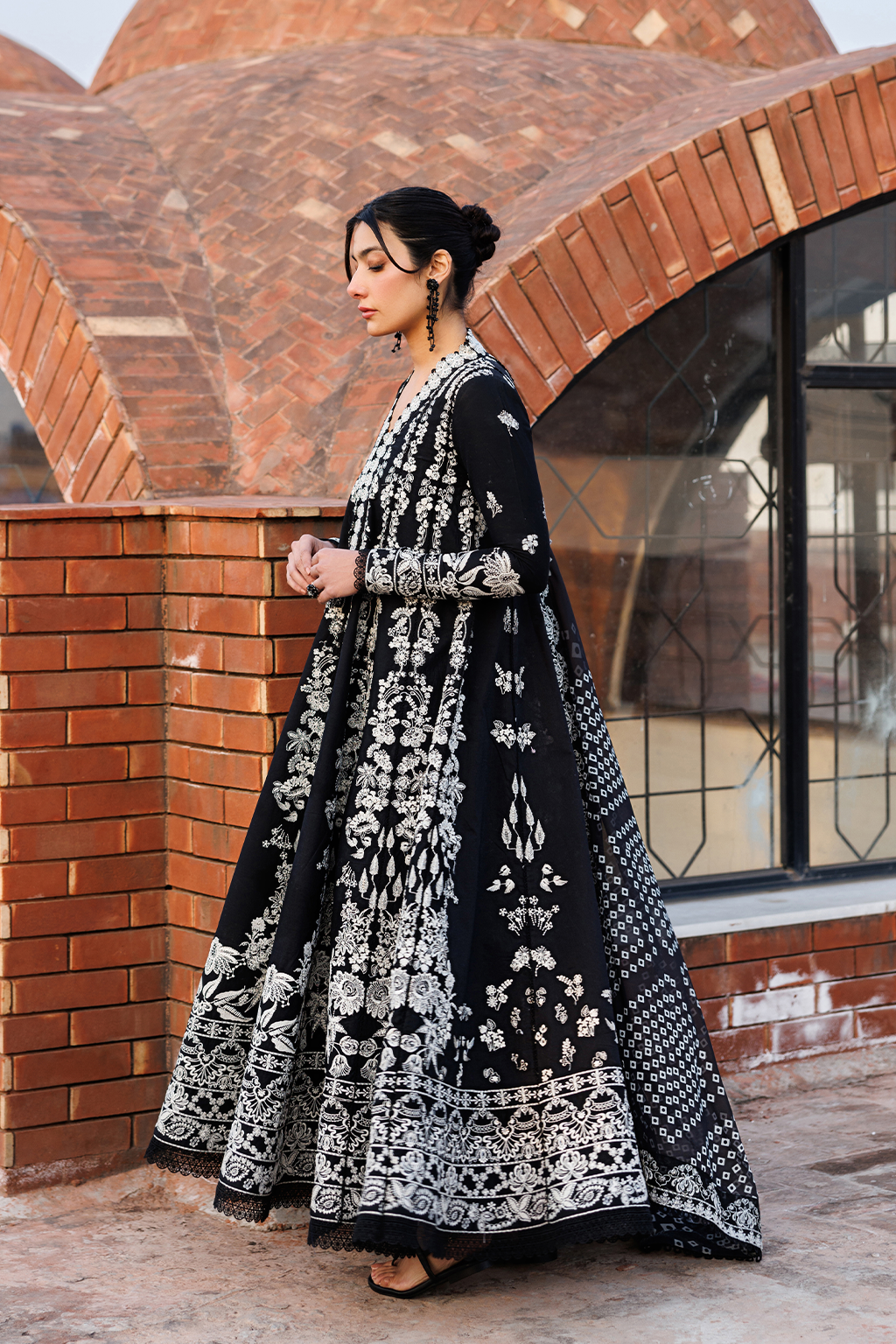 Mirabelle Festive Luxury Lawn – MIDNIGHT BLISS