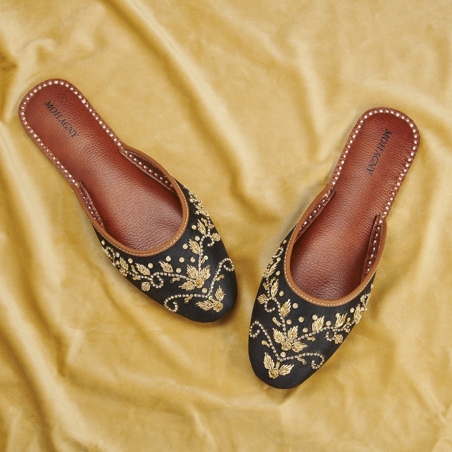 Mules in Black by - High Quality Women Mules YJZ5282