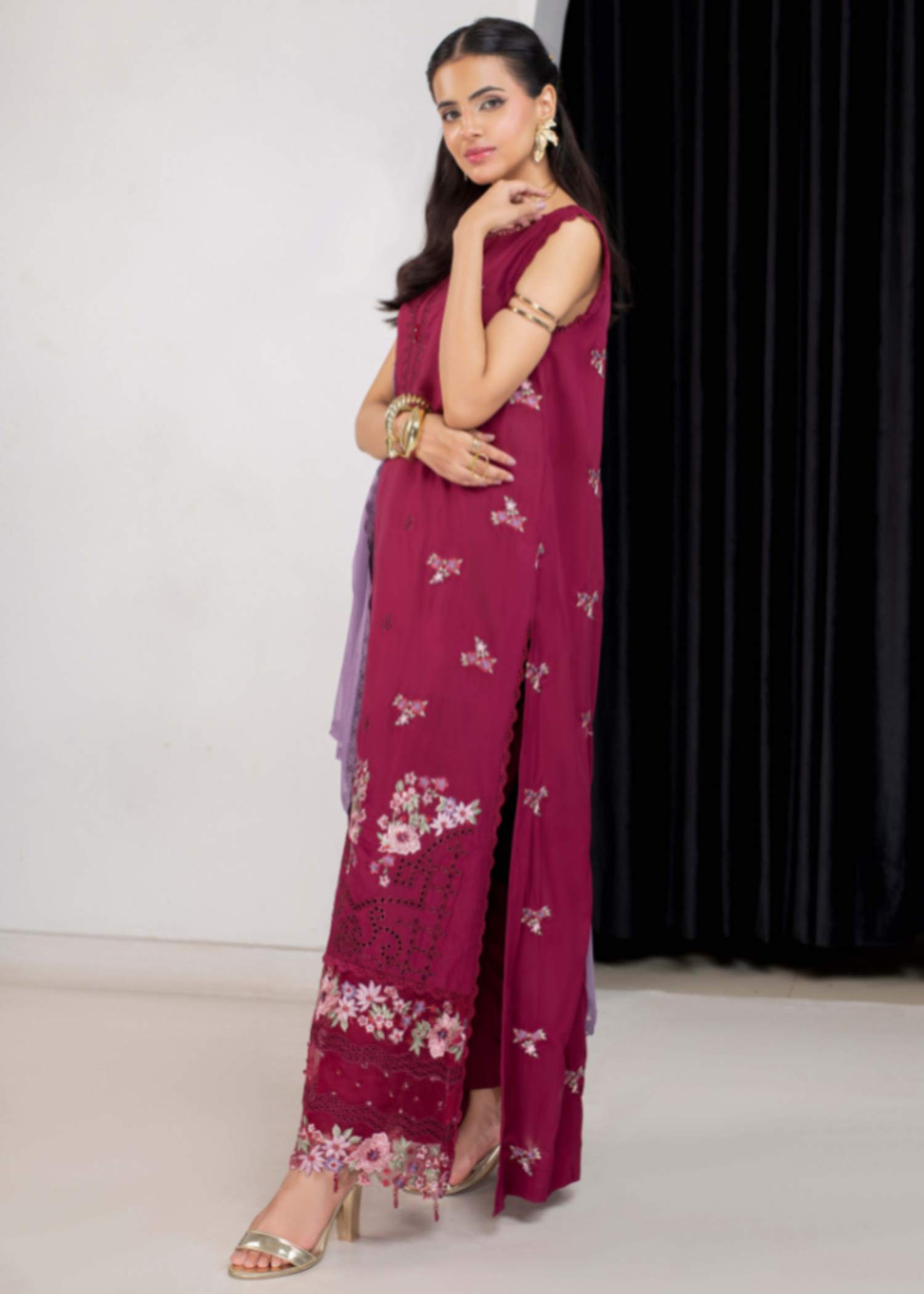 viscose Unstitched in Carmine, heather