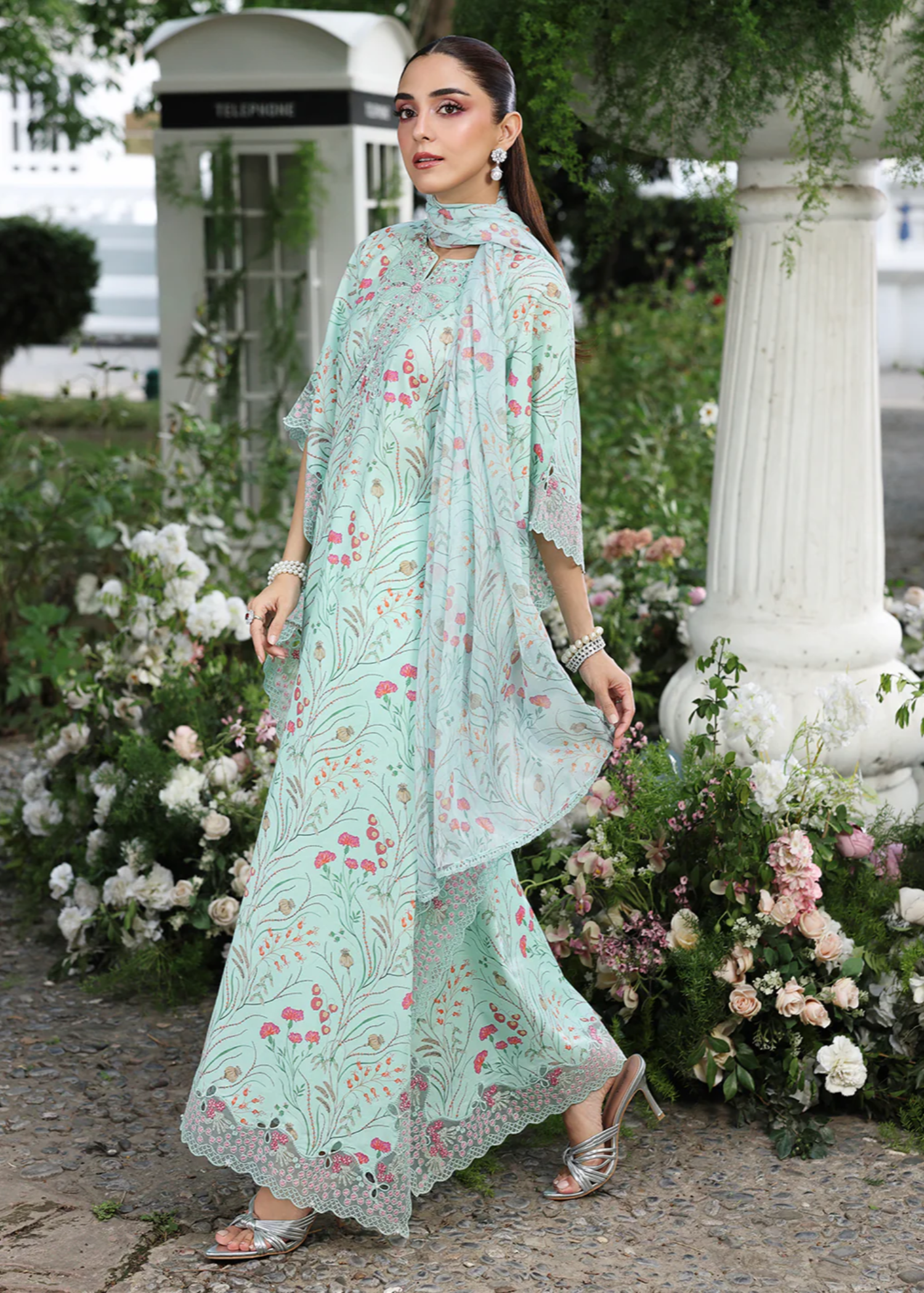 lawn Kaftan in Aquamarine