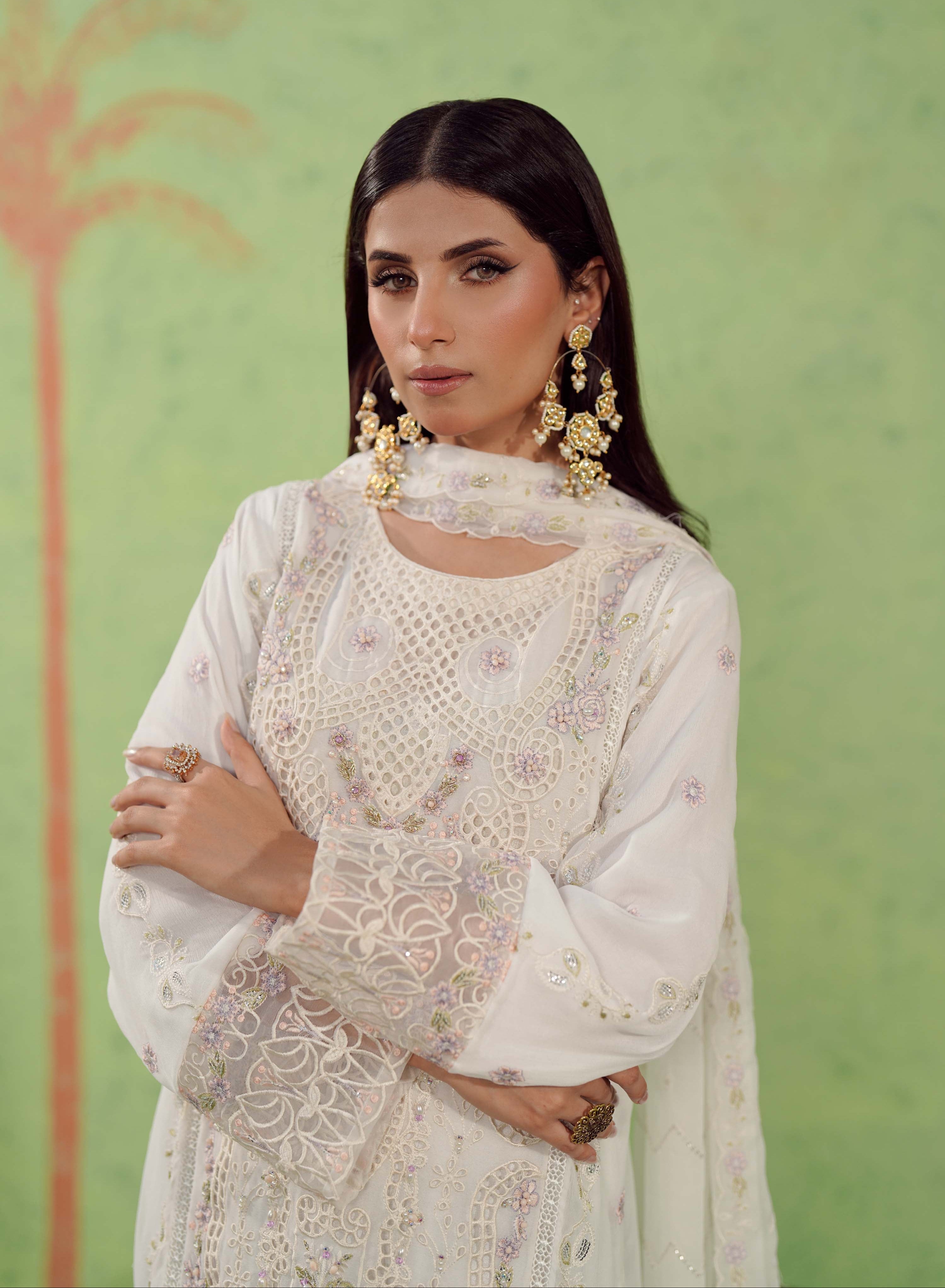 Bayaan RTW Formal Pret – Zehnaseeb