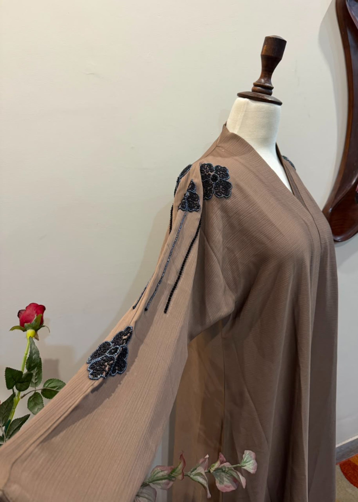 nidha Abaya in Almond brown