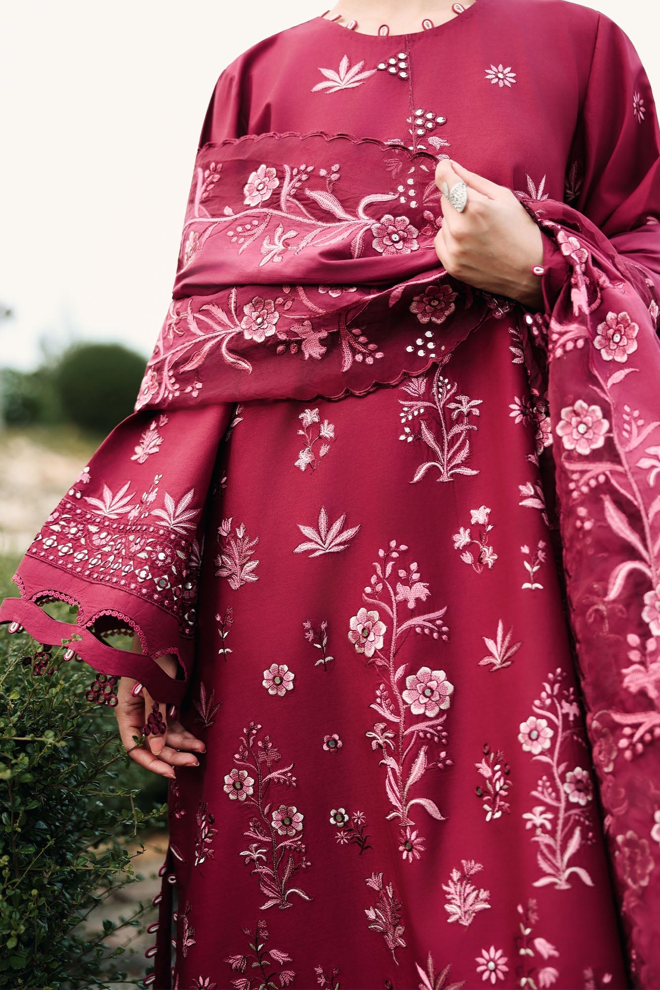 Eid Lawn Edit – Crimson Royale