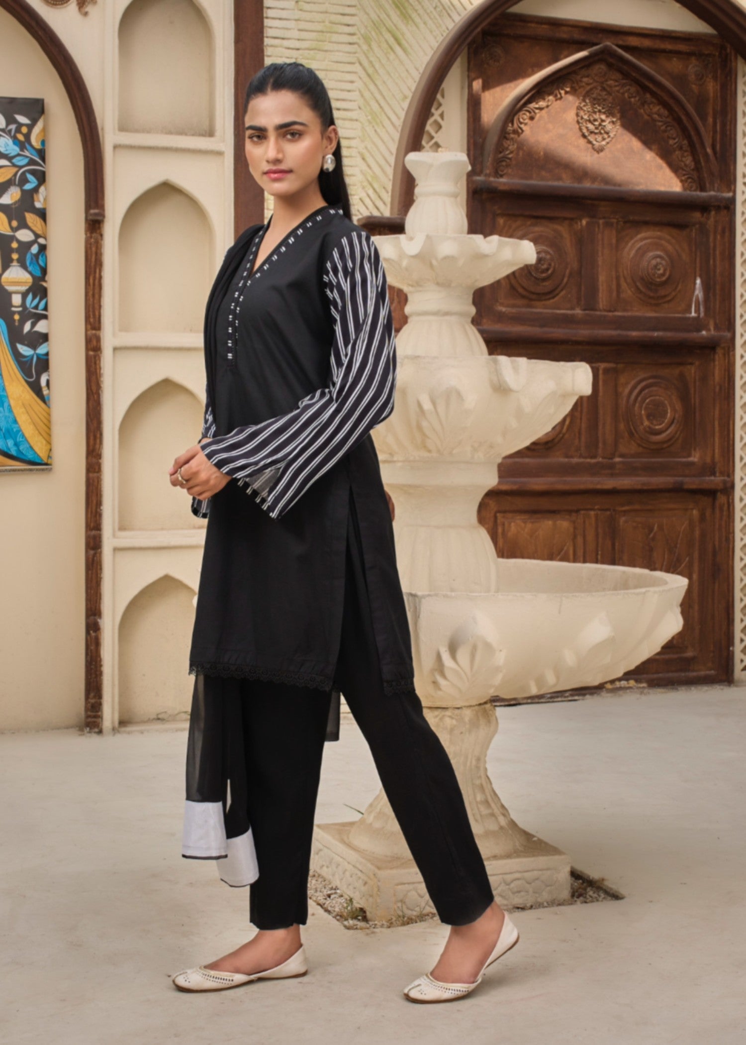linen Kurta Set in Black